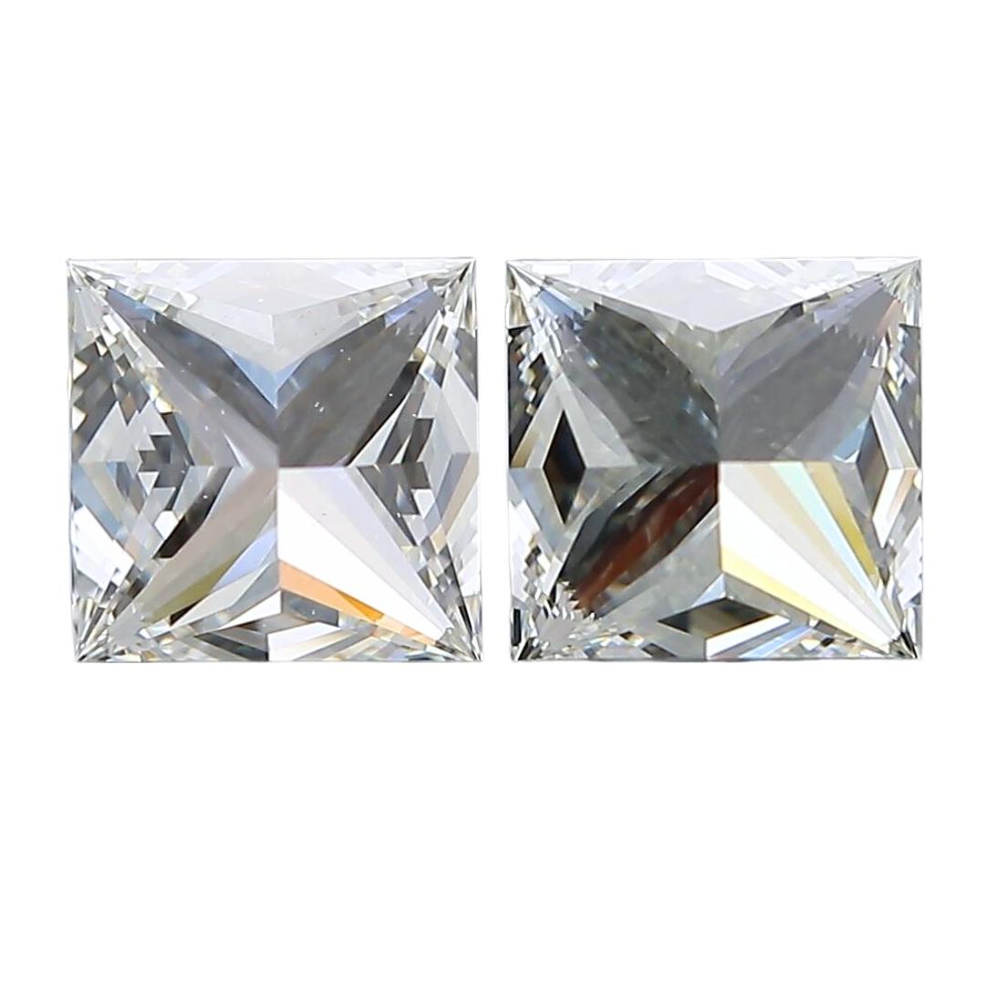 Exceptionnelle paire de diamants taille idéale de 2,00 carats, certifiés GIA en vente 1