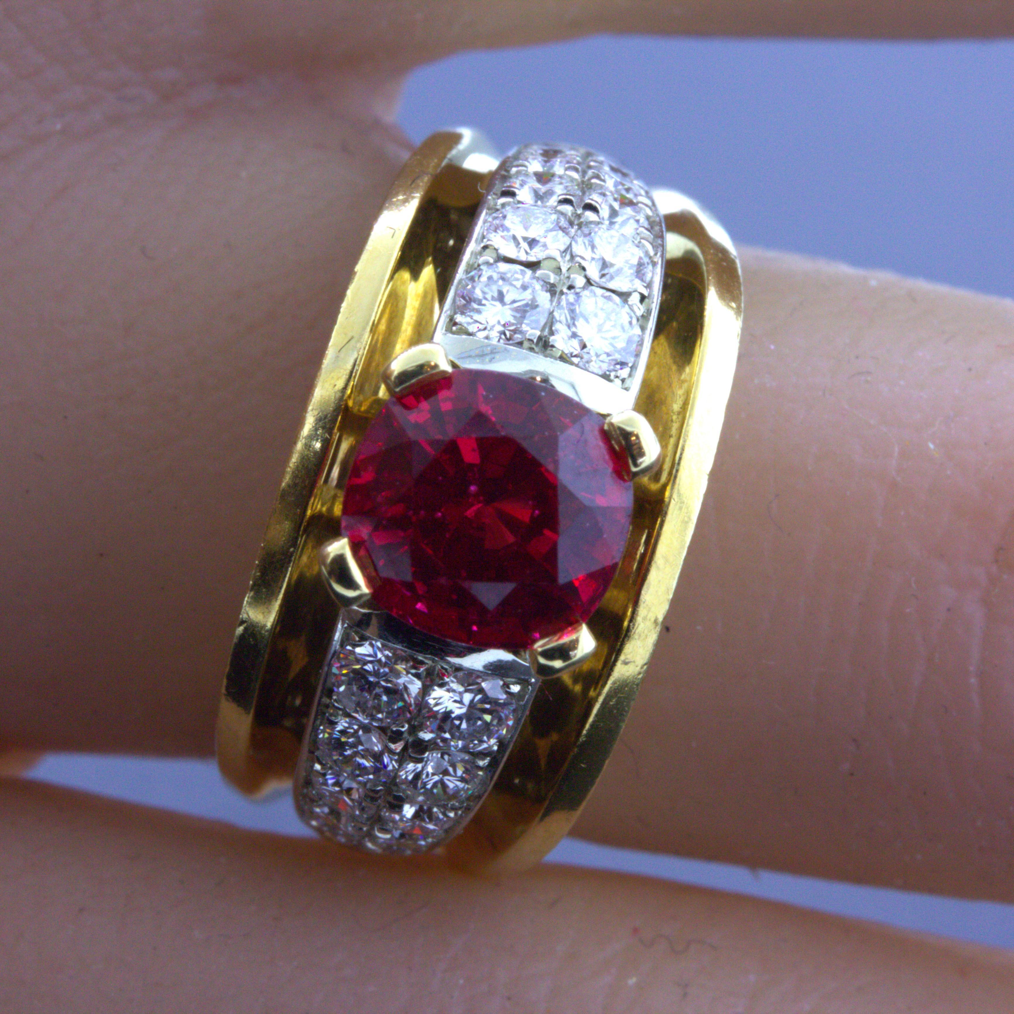 Exceptional 2.28 Carat Burmese Red Spinel Diamond 18K Yellow Gold Ring, GIA Cert For Sale 1