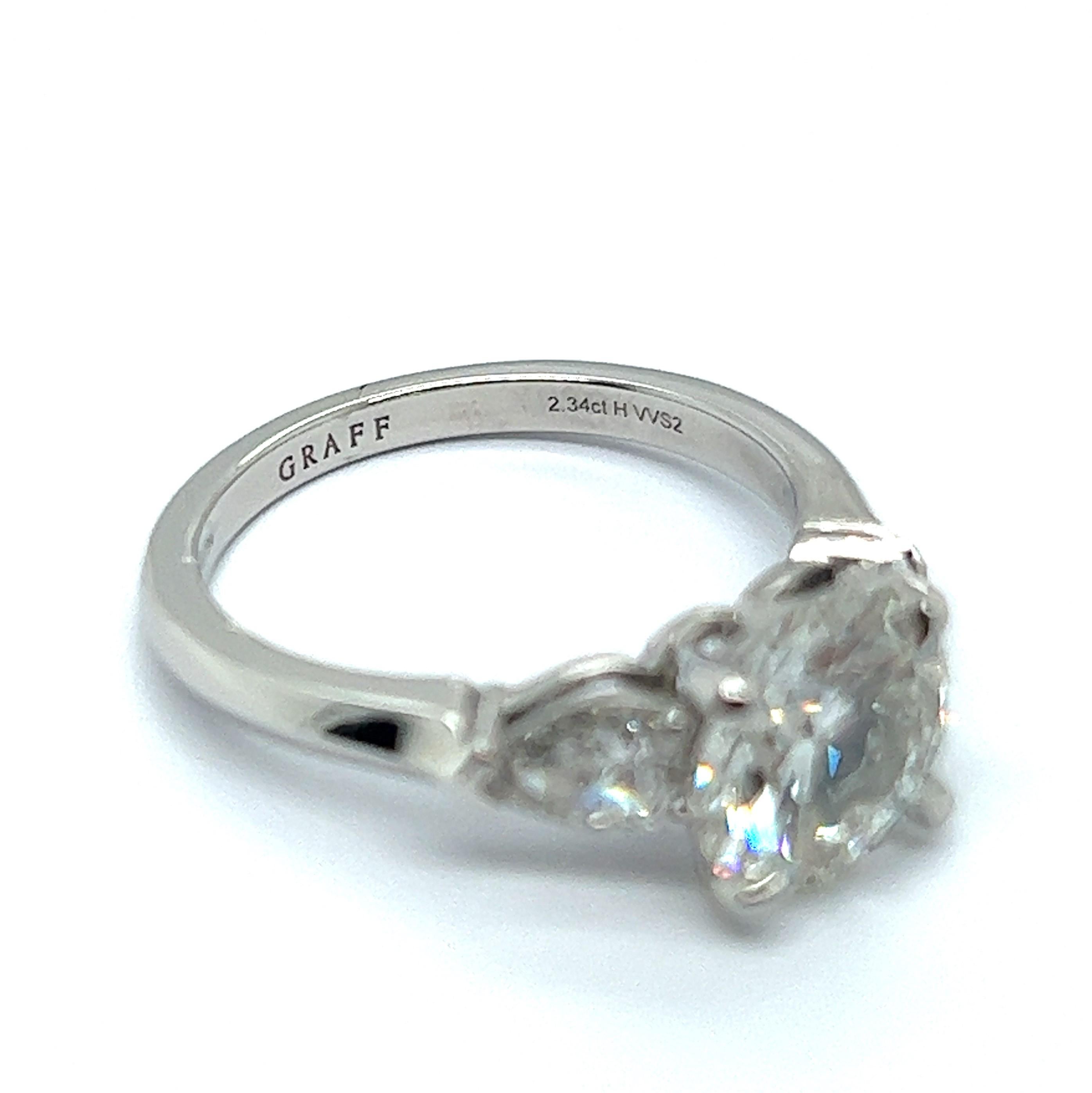 Modern Exceptional 2.34 Carat GIA Certified Diamond Ring in Platinum by Graff For Sale