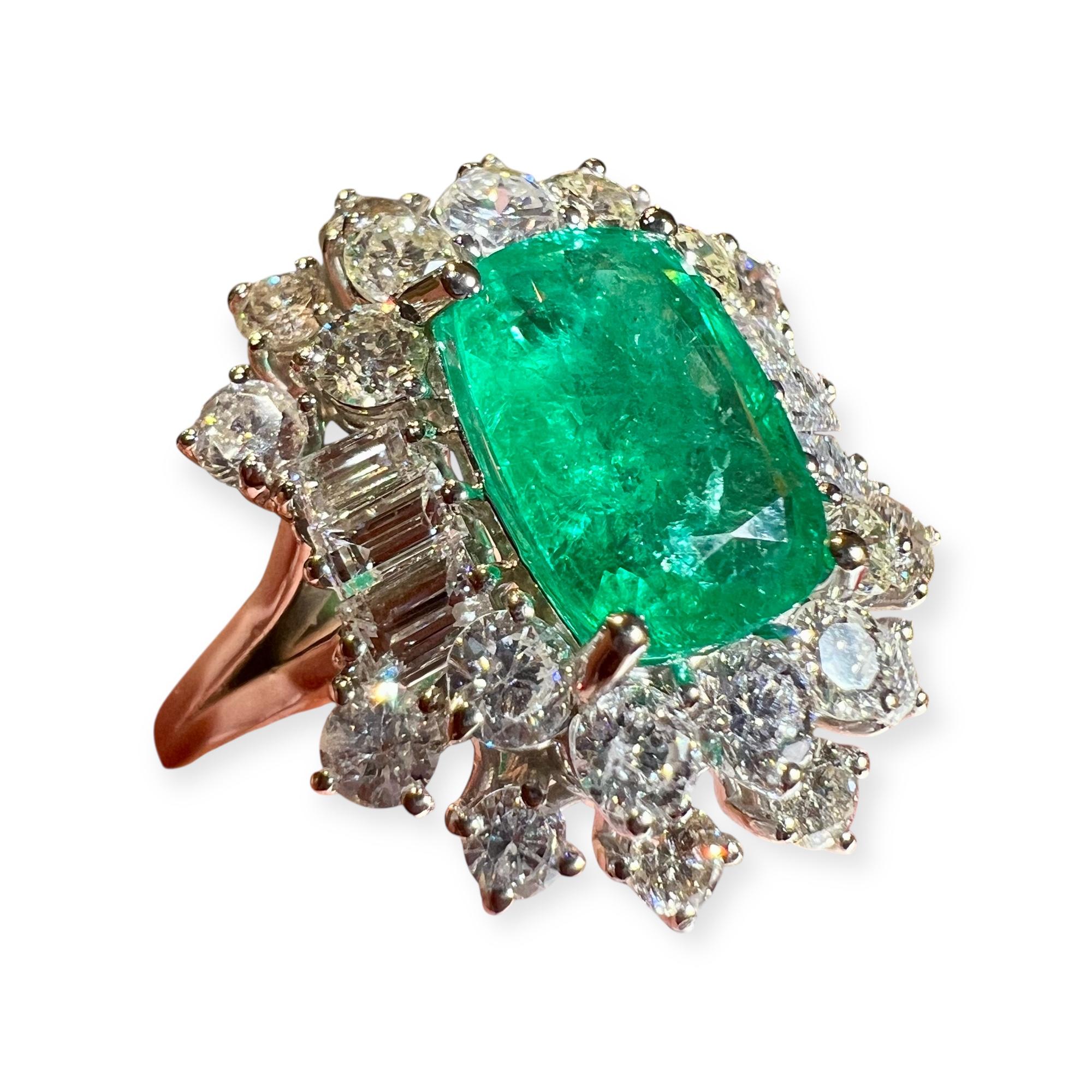 Exceptionnelle bague baguette en or 18 carats de 3,50 ct d'émeraudes et de diamants en vente 1