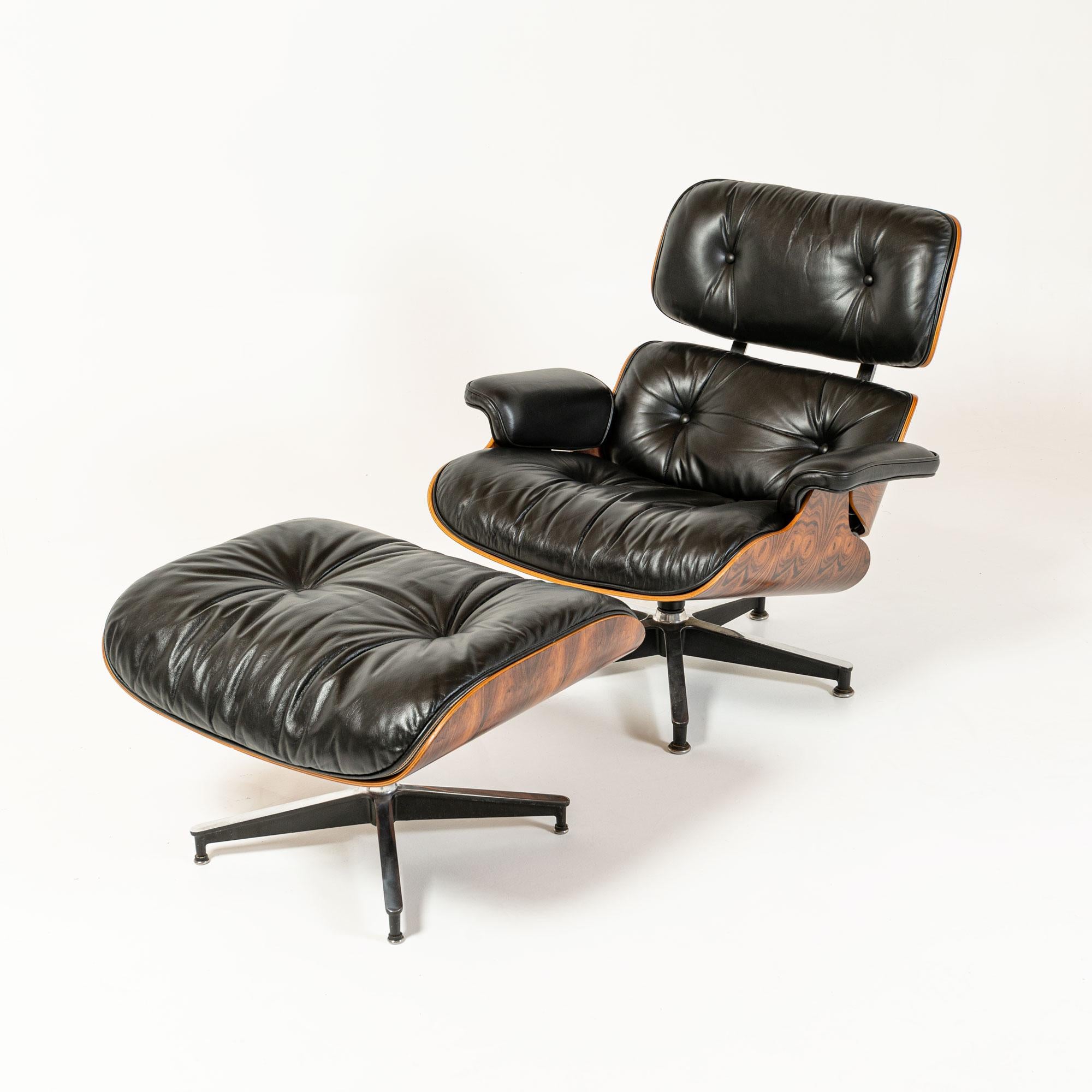 Mid-Century Modern Exceptional 3rd Gen Eames Lounge Chair and Ottoman in Rosewood and Black Leather