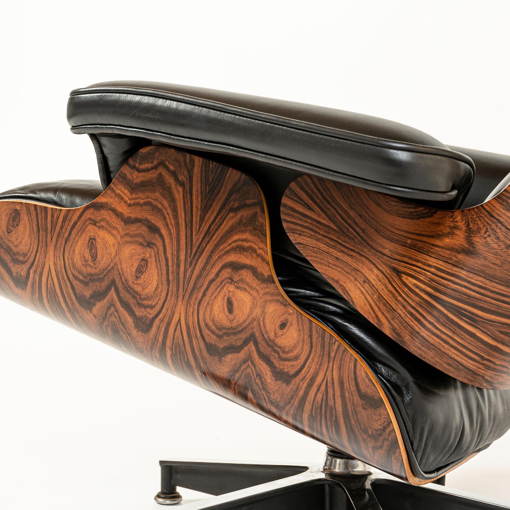 Exceptional 3rd Gen Eames Lounge Chair and Ottoman in Rosewood and Black Leather In Good Condition In Seattle, WA