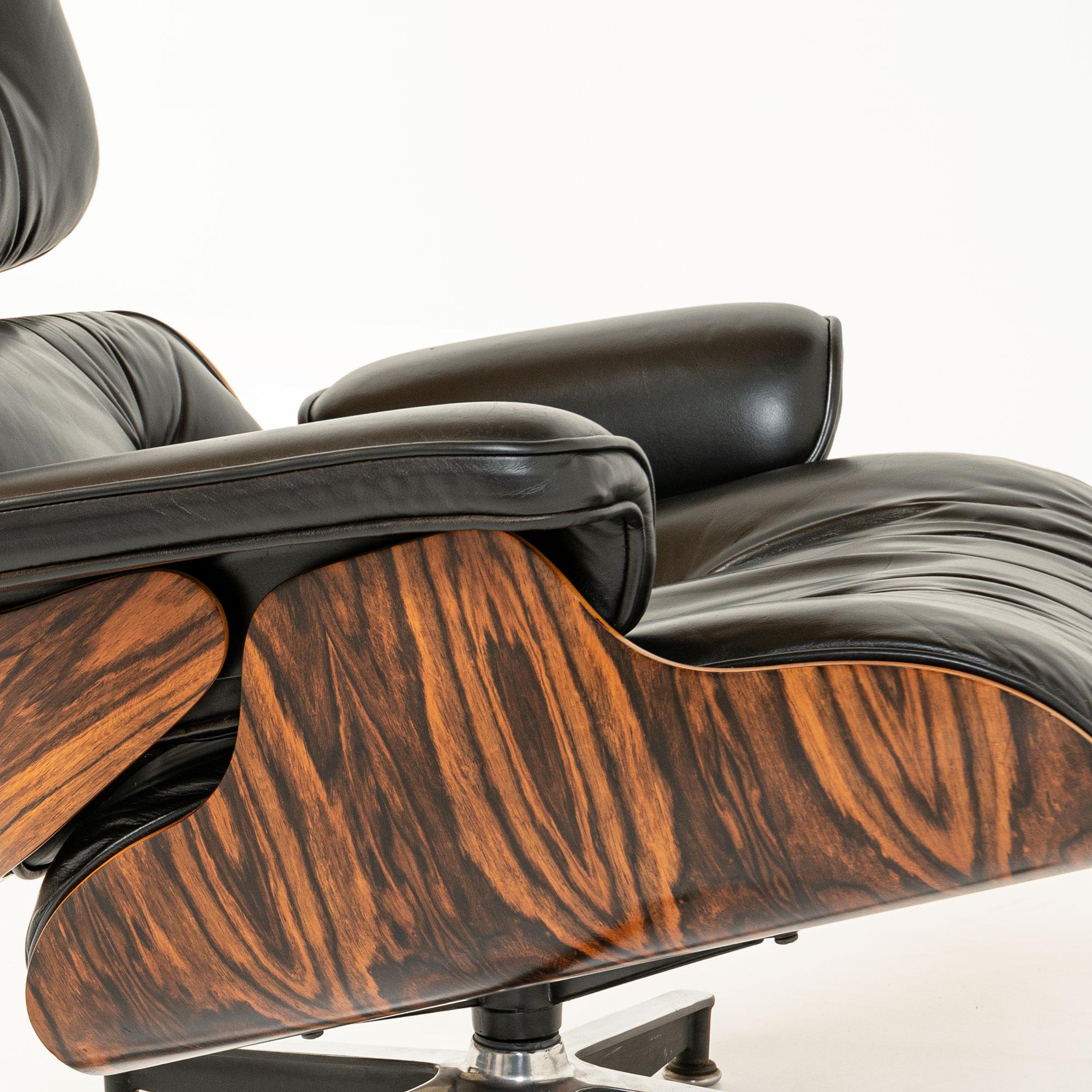 Late 20th Century Exceptional 3rd Gen Eames Lounge Chair and Ottoman in Rosewood and Black Leather