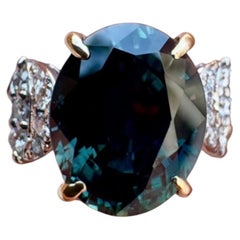 Exceptionnelle bague de fiançailles sertie d'un saphir de 4,11 carats, à changement de couleur naturel et non traité thermiquement