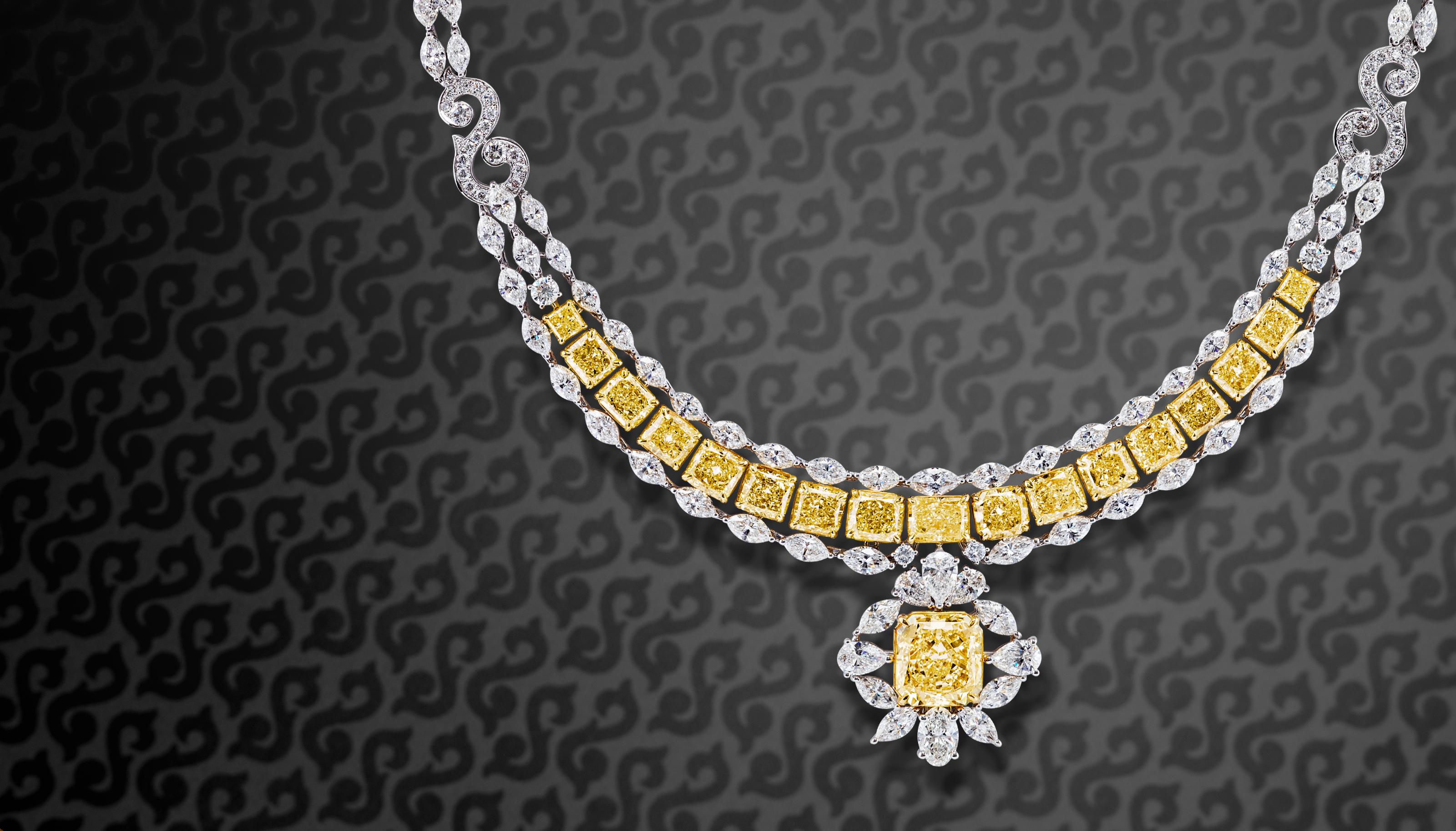 Außergewöhnliche 43,69 Karat GIA-zertifizierte gelbe Fancy-Diamanten-Halskette (Radiantschliff) im Angebot