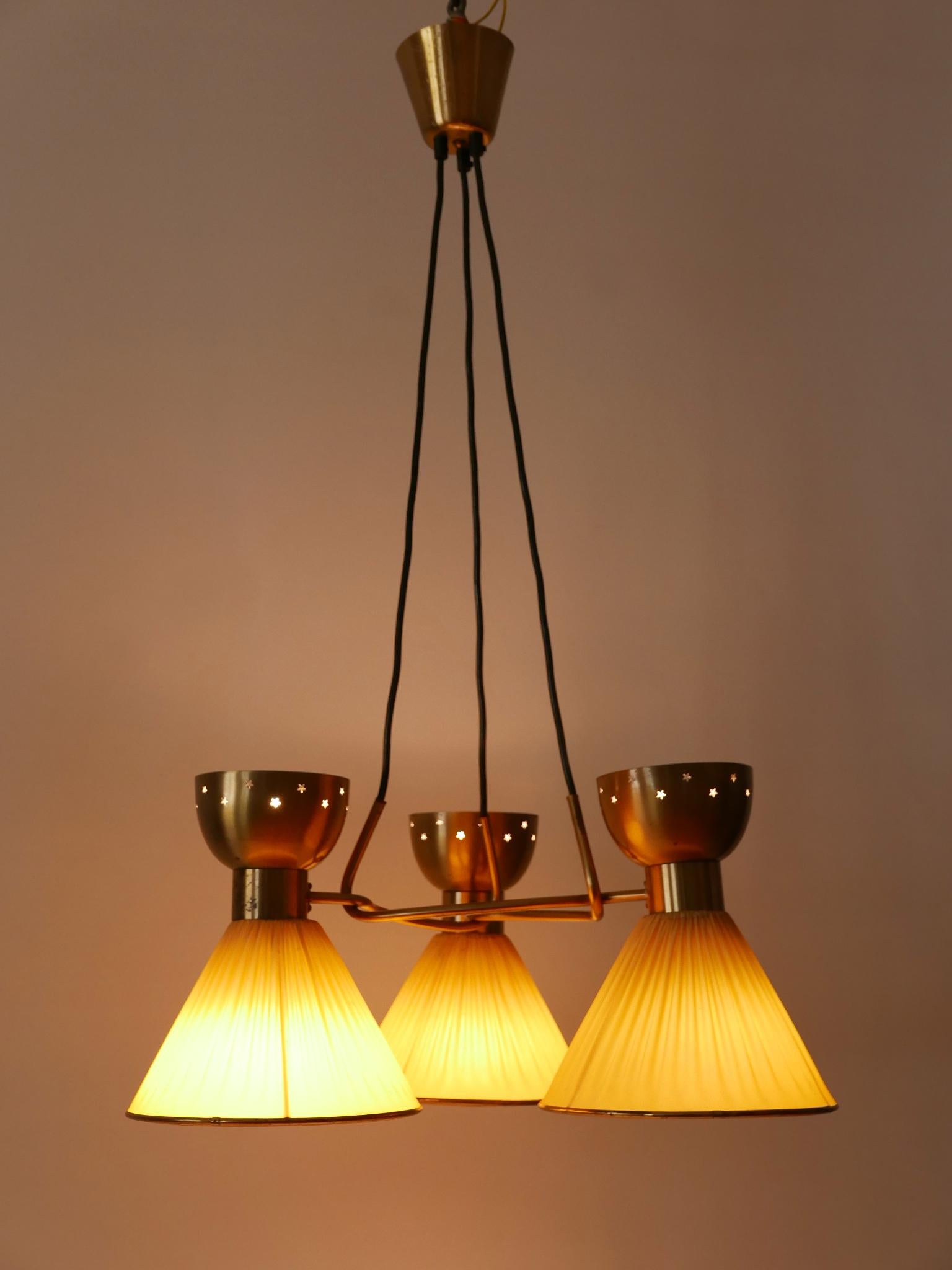 Exceptionnelle lampe à suspension ou lustre à 6 branches The Modernity Suède 1950s en vente 7