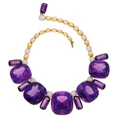 Exceptionnel collier d'améthyste de 600 carats