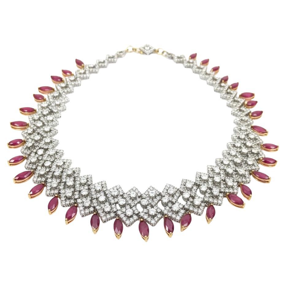 Exceptional 68 Carat Ruby and Diamond High Jewelry Necklace in vendita