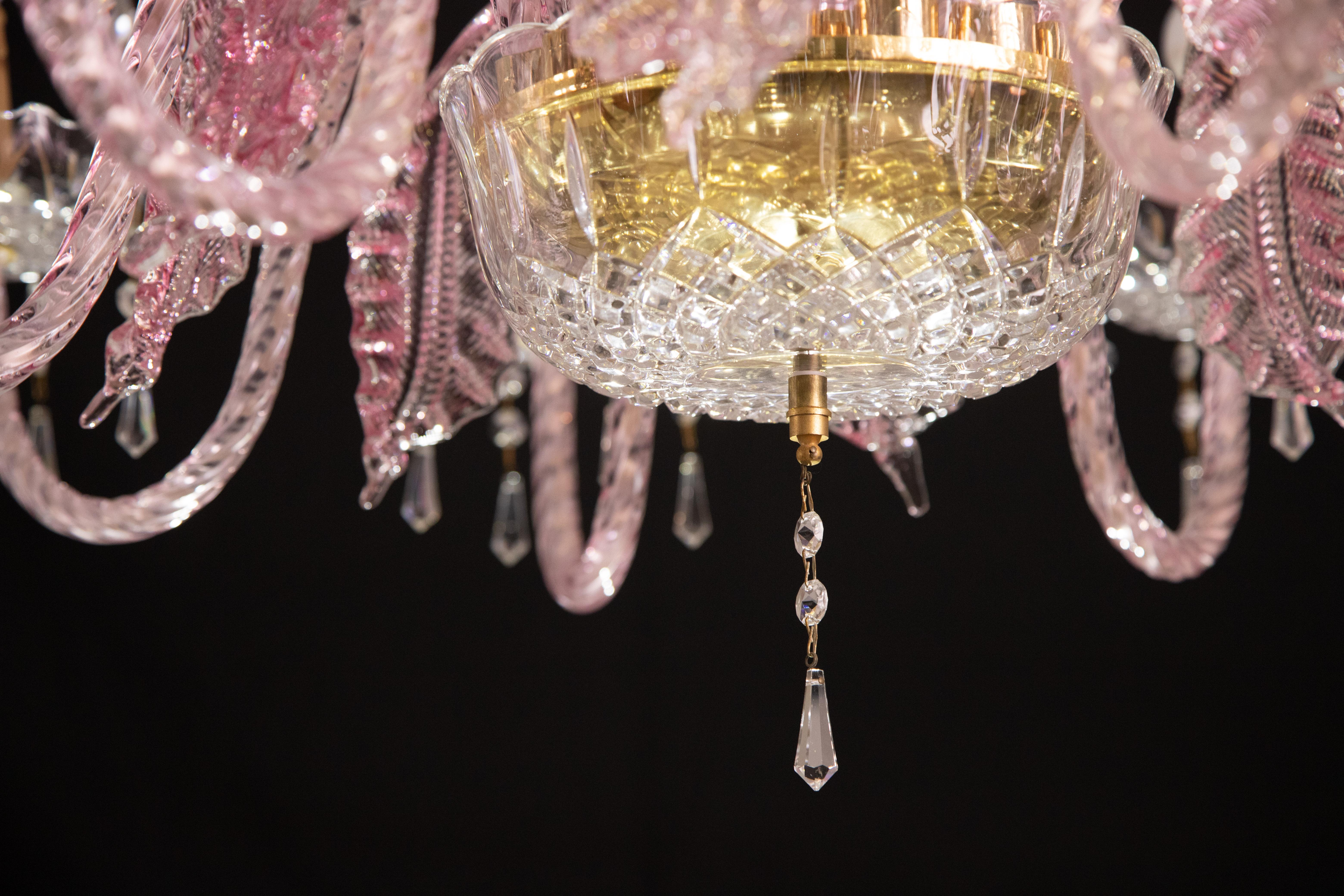 Exceptional 8-Lights Chandelier in Pink Crystal and Murano Glass, 1970s 10