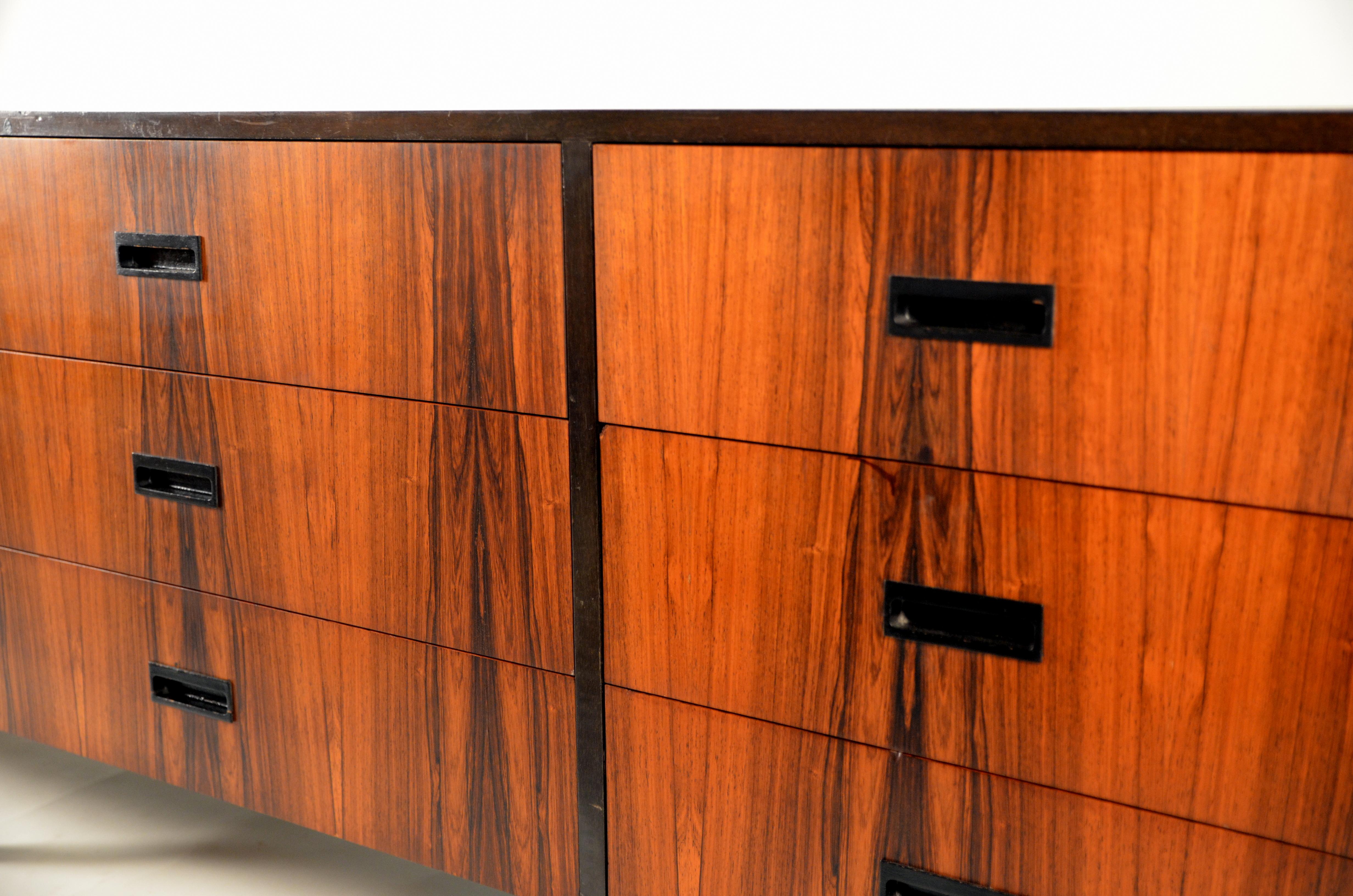 Exceptional 9-Drawer Rosewood Dresser by Harvey Probber 1