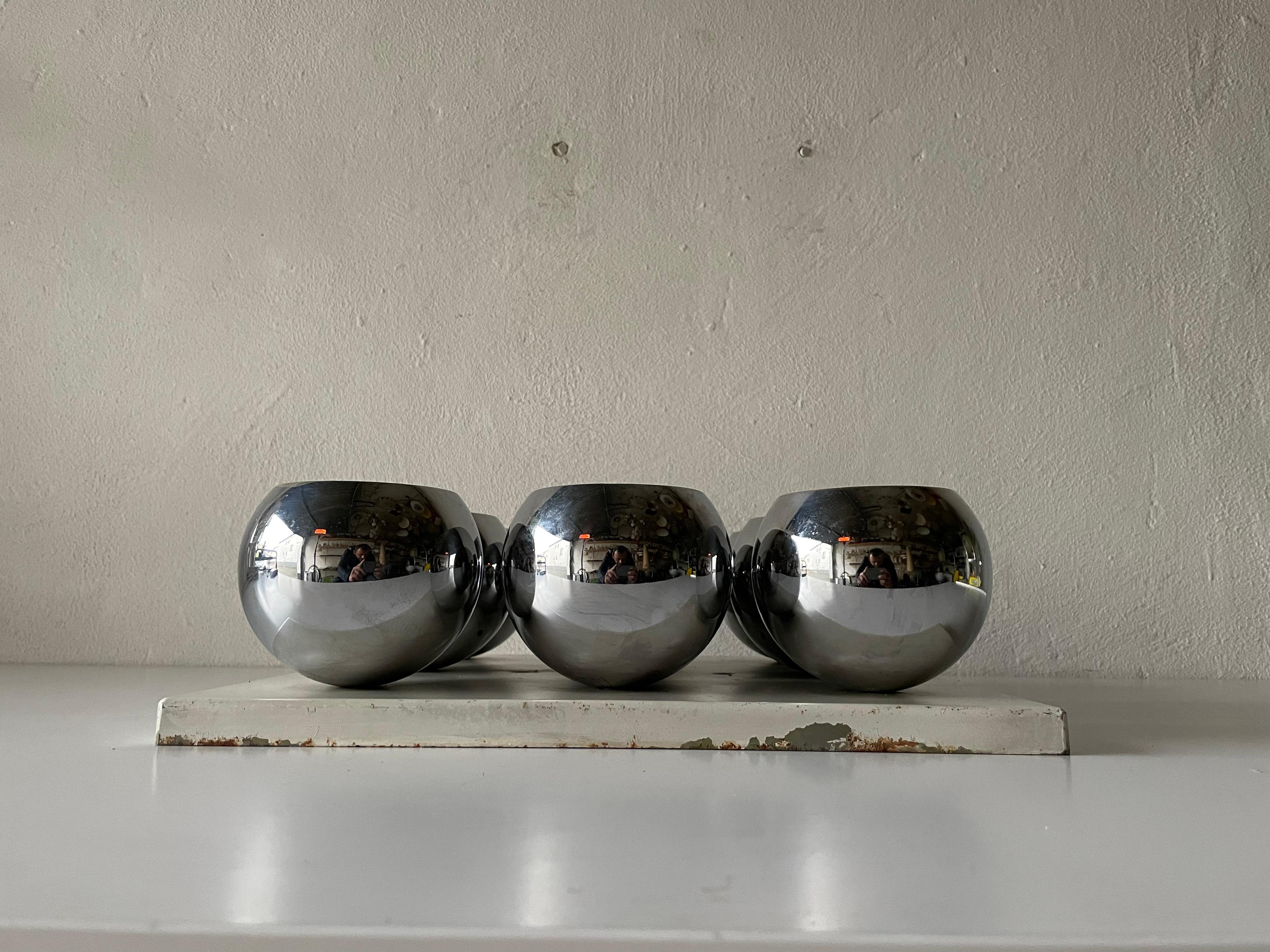 Exceptional 9 Head Space Age Flush Mount Ceiling Light by Reggiani, 1970s Italy In Good Condition In Hagenbach, DE