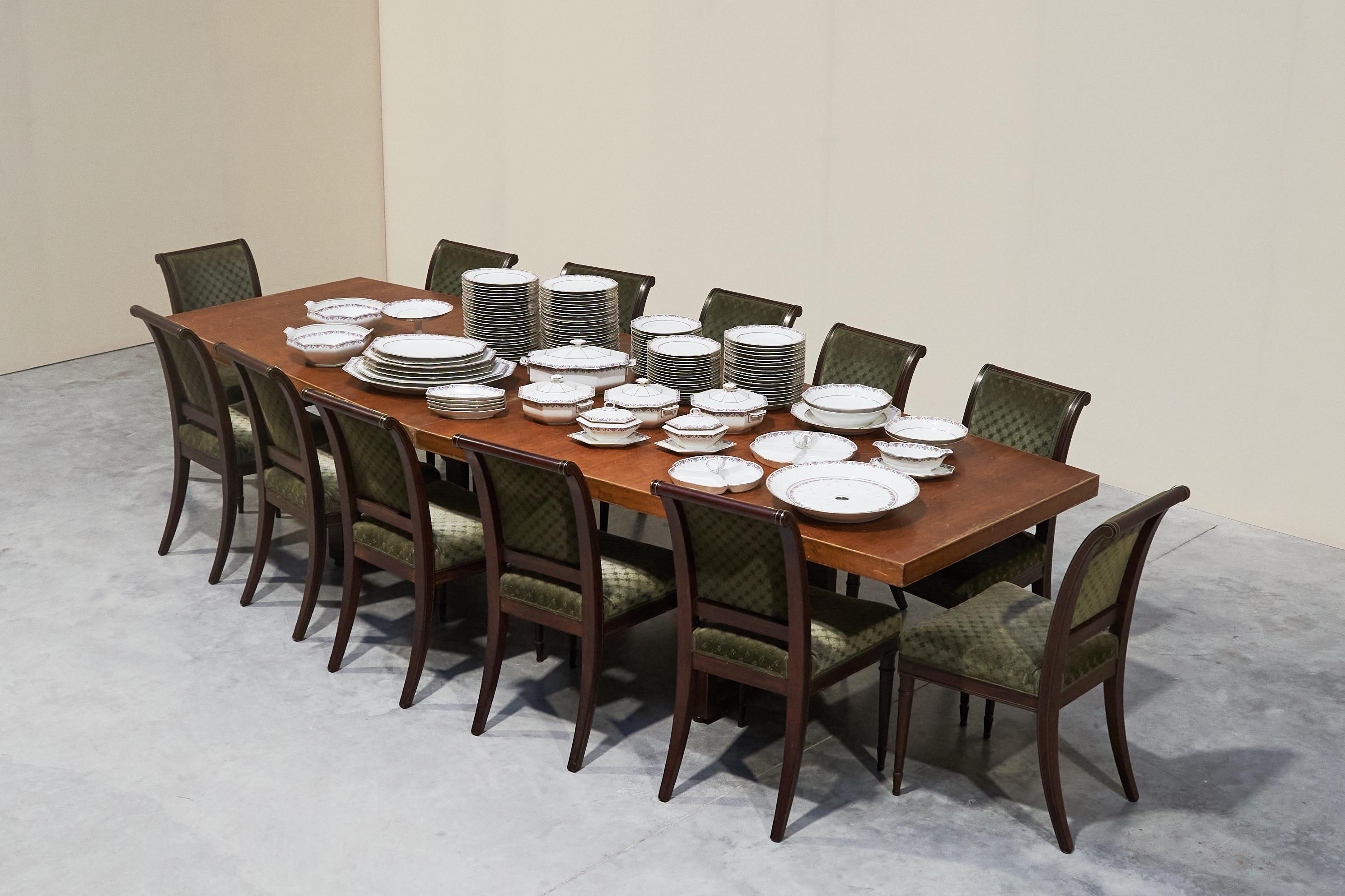 Exceptionnel ensemble de 135 pièces en porcelaine Art Déco de Limoges de A. Lanternier, années 1930 en vente 6