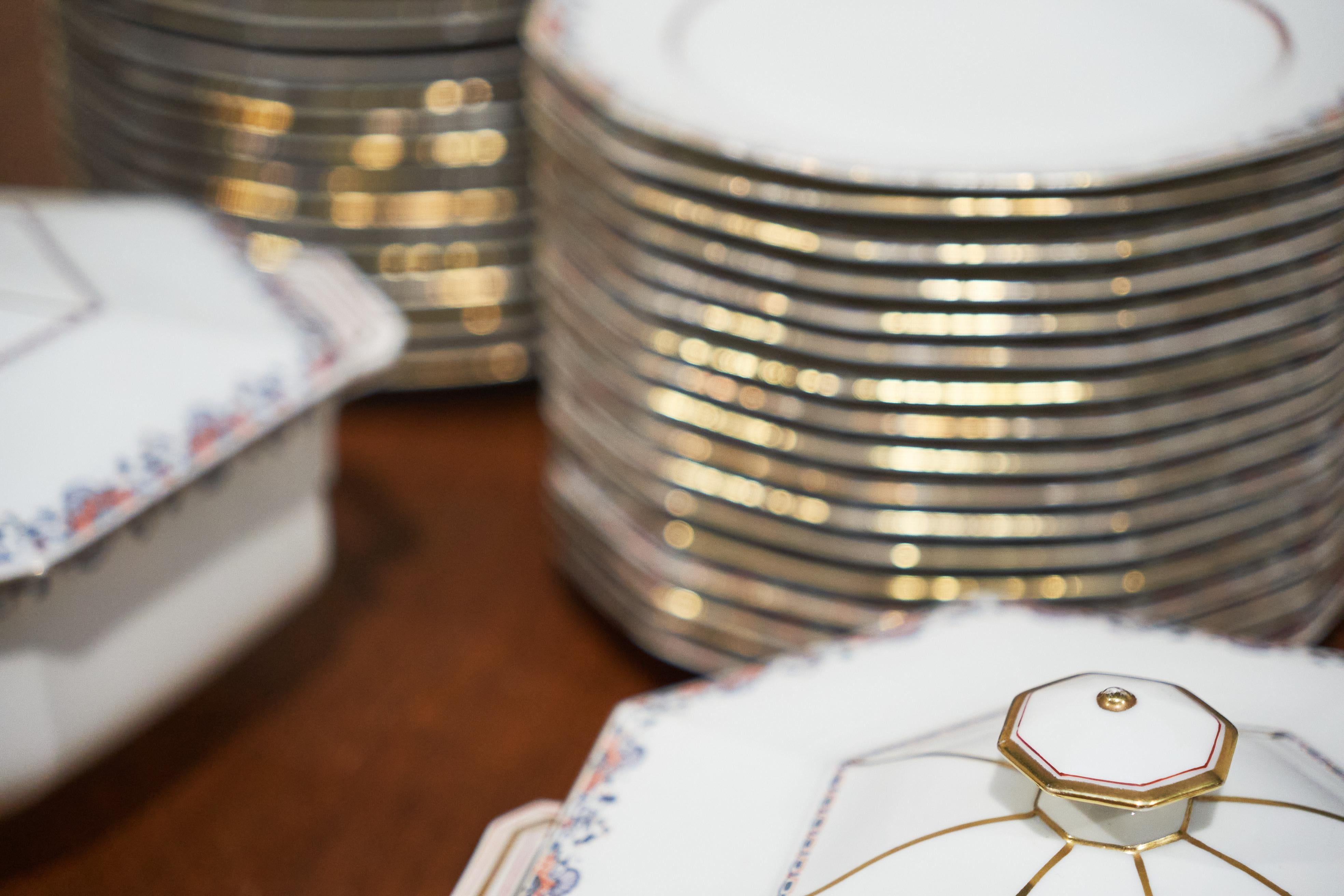 Exceptionnel ensemble de 135 pièces en porcelaine Art Déco de Limoges de A. Lanternier, années 1930 en vente 8
