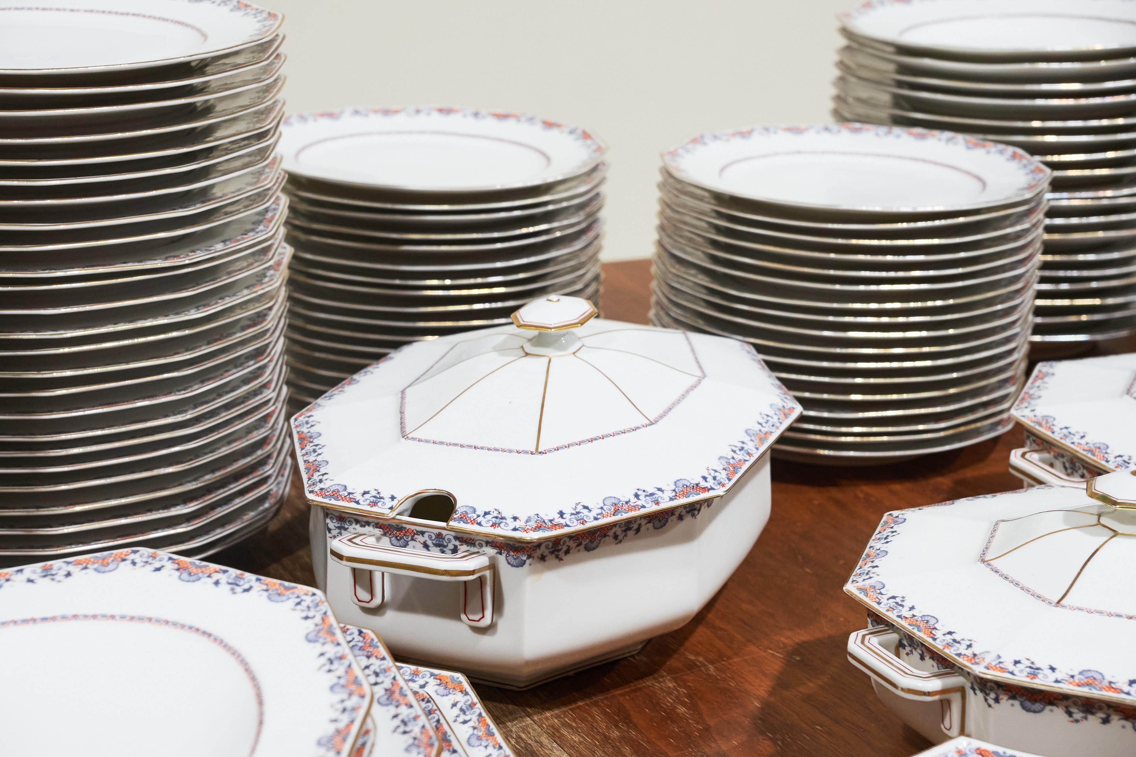 Exceptionnel ensemble de 135 pièces en porcelaine Art Déco de Limoges de A. Lanternier, années 1930 en vente 11