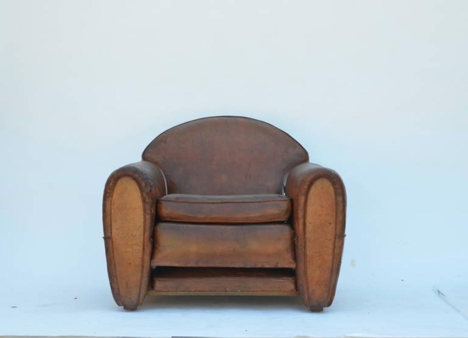 Exceptional aged leather French Art Deco adjustable club chair. Standard 18