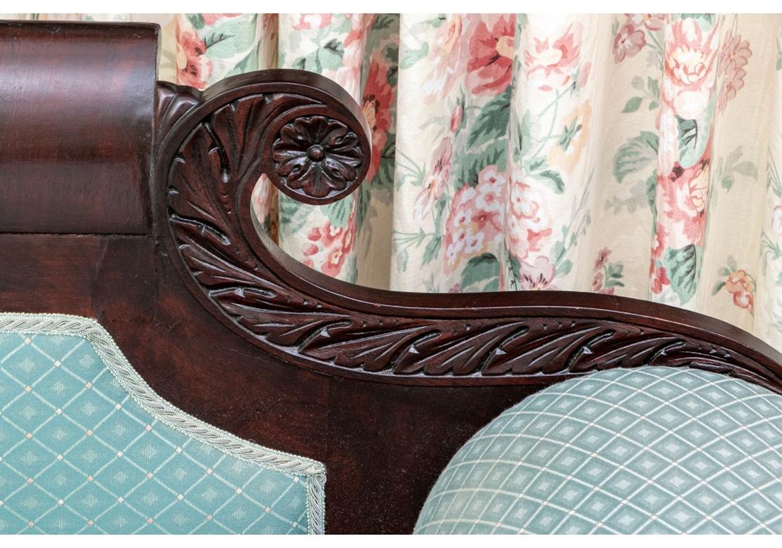 Exceptional American Empire Carved Mahogany Sofa With Hidden Drawers In Good Condition In Bridgeport, CT
