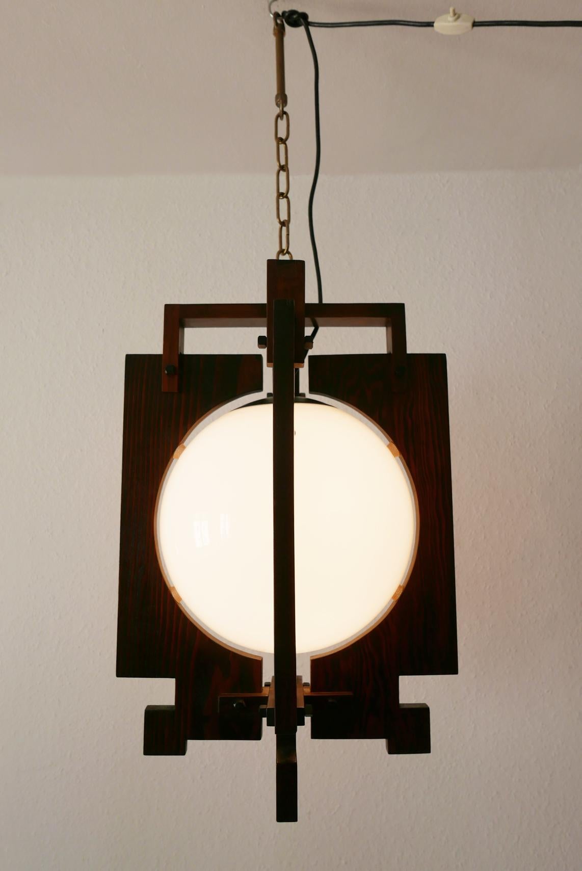 Exceptional Amsterdam School Art Deco Pendant Lamp, Table or Floor Light, 1930s 2