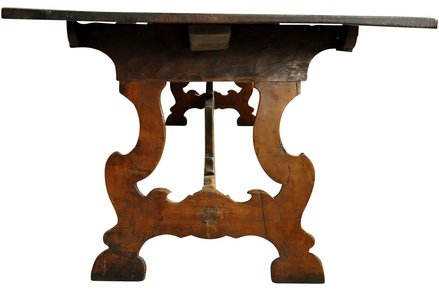 Exceptional and Grand Scale 18th Century Italian Dining Table 1