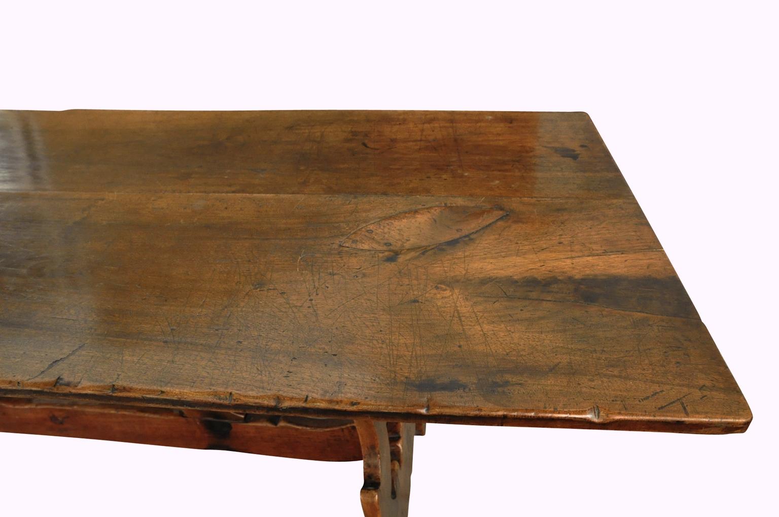 Exceptional and Grand Scale 18th Century Italian Dining Table 2