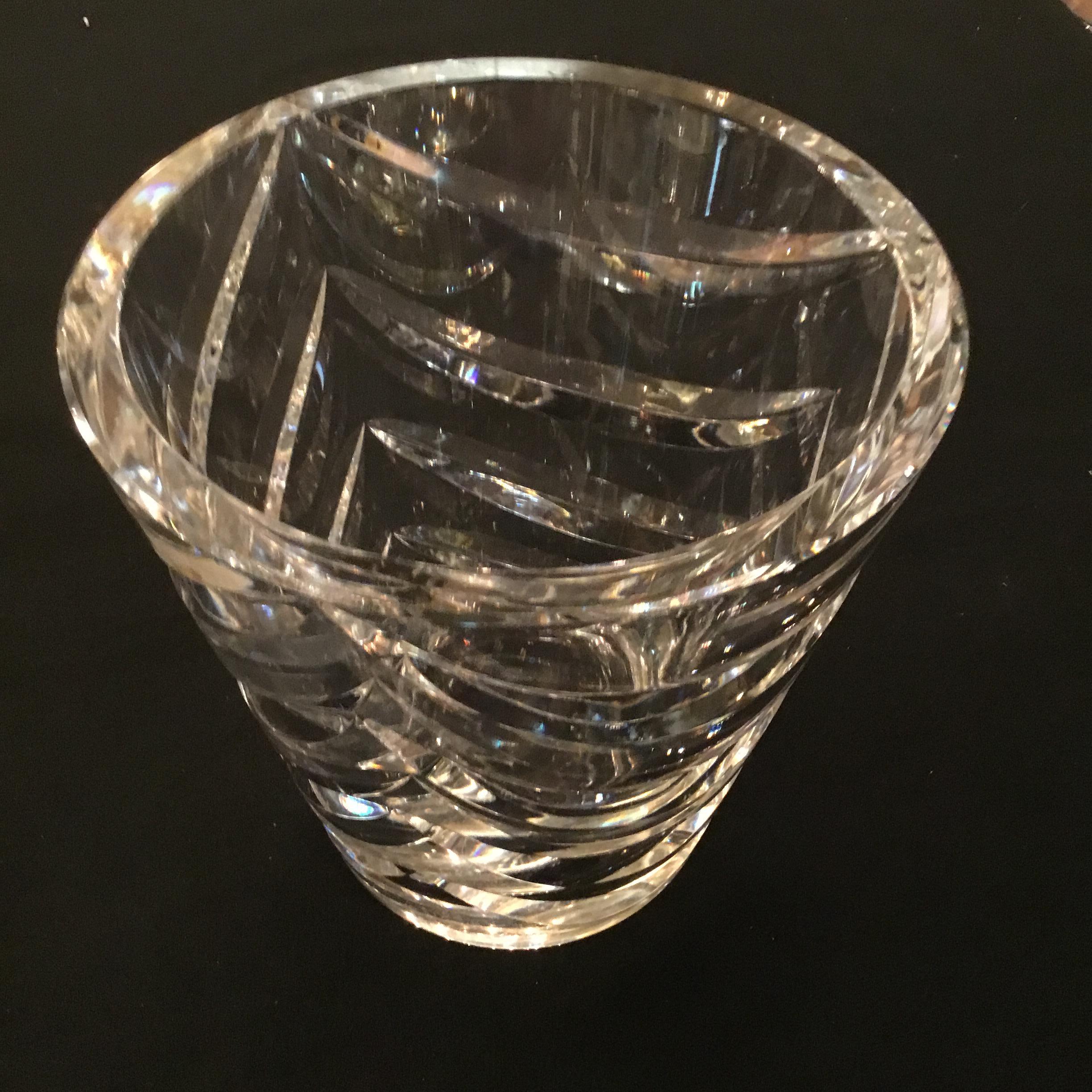 Exceptional and large Crystal Wine Cooler by Val St. Lambert In Good Condition For Sale In Houston, TX
