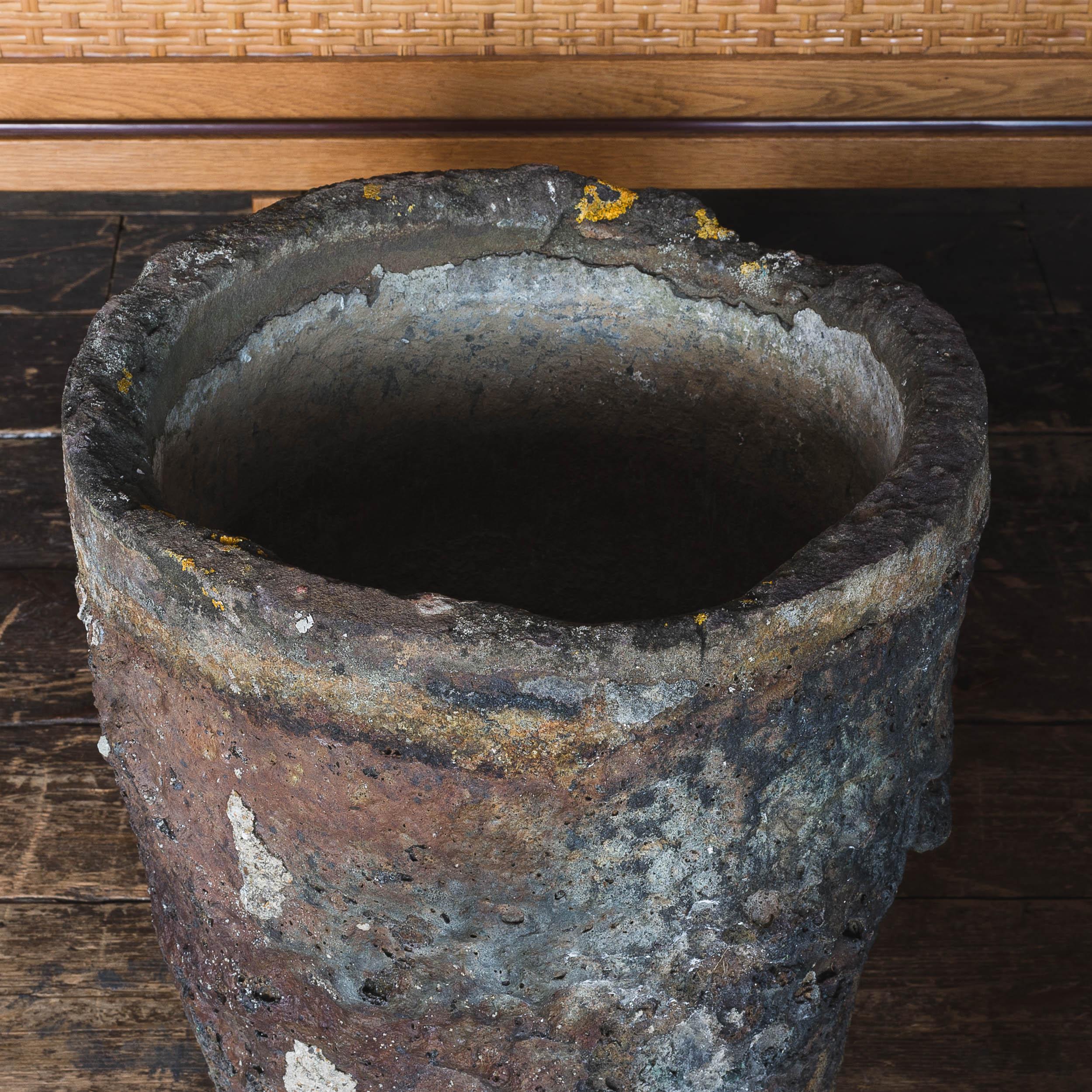 Exceptional and Large Pair of Foundry Crucible Planters or Jardiniere For Sale 2