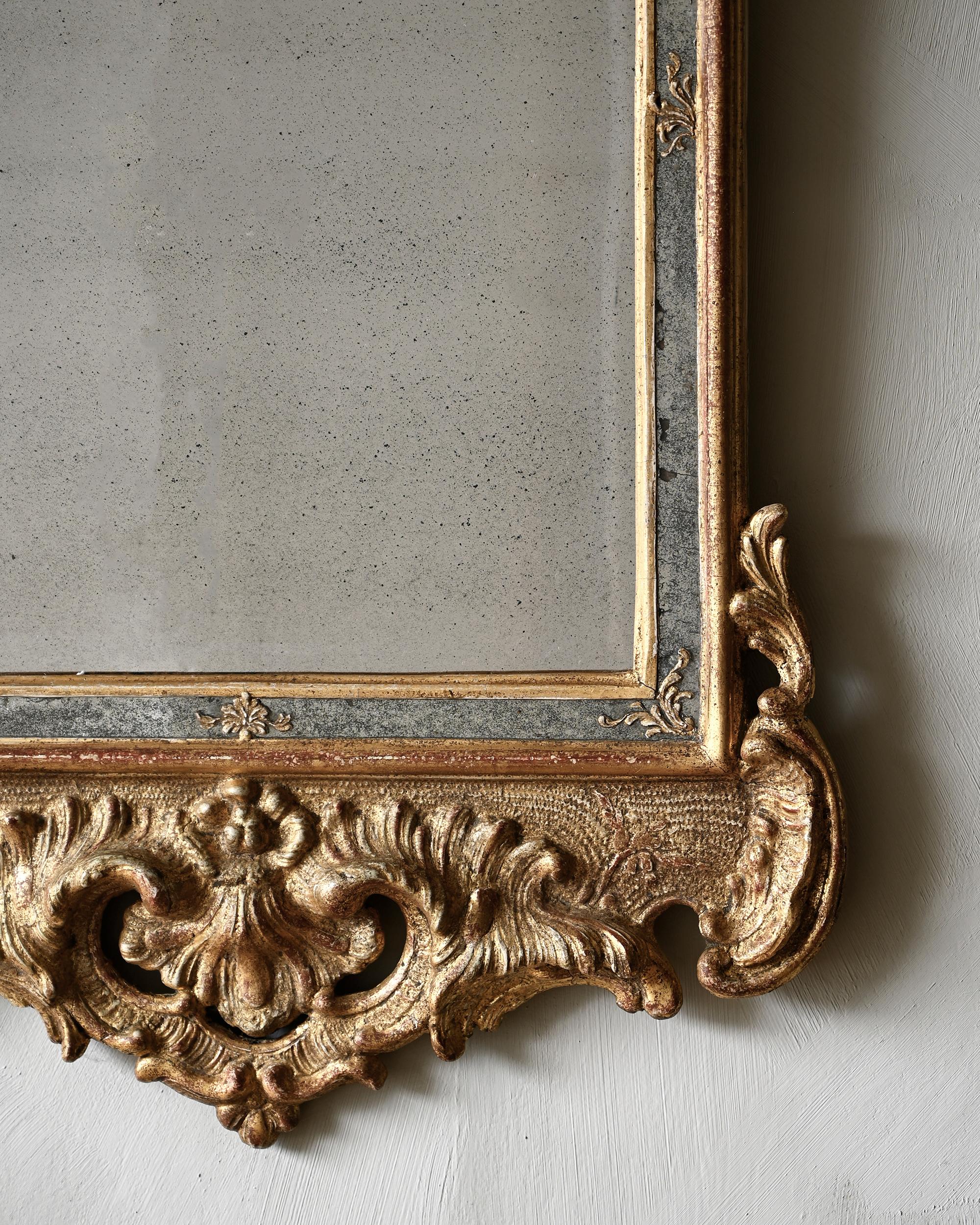 Giltwood Exceptional and Rare 18th Century Swedish Rococo Mirror For Sale