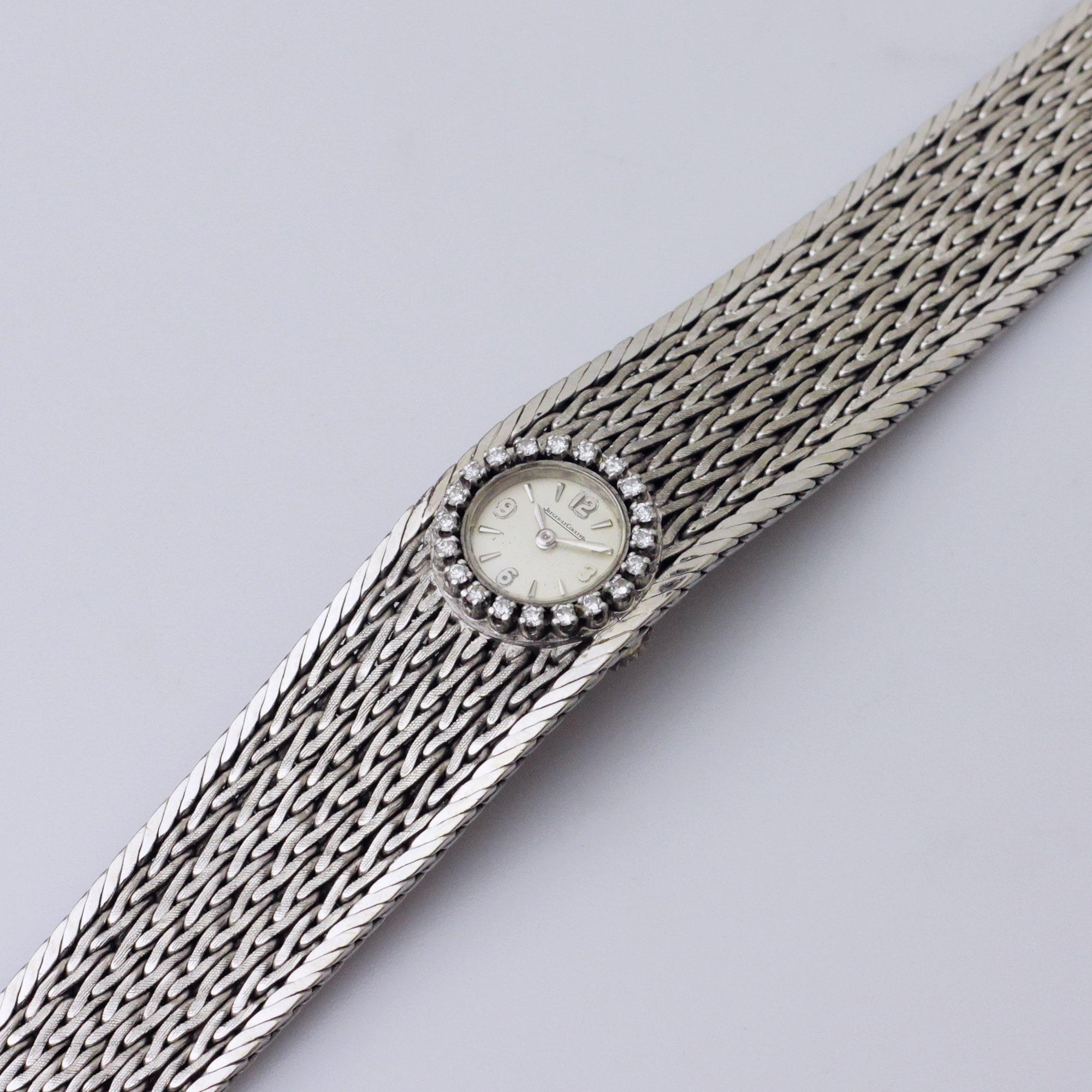 An exceptional ladies dress watch by Swiss horologists, Jaeger-LeCoultre. This masterpiece is integrated into a solid 18 karat white gold bracelet taking a watch and turning it into a piece of ladies fine jewellery. The bracelet is woven brushed