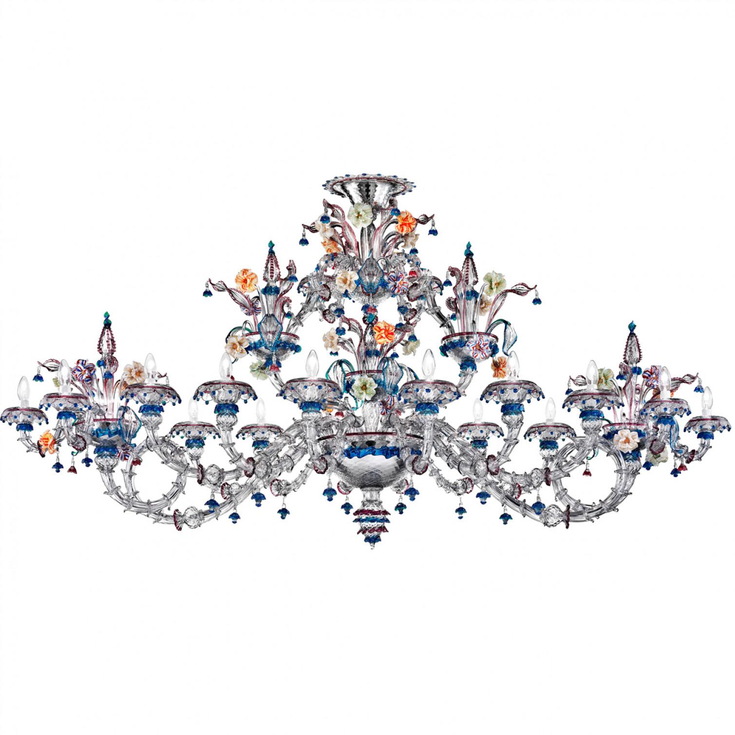 Exceptional and Rich Chandelier, Murano, Italy For Sale 11