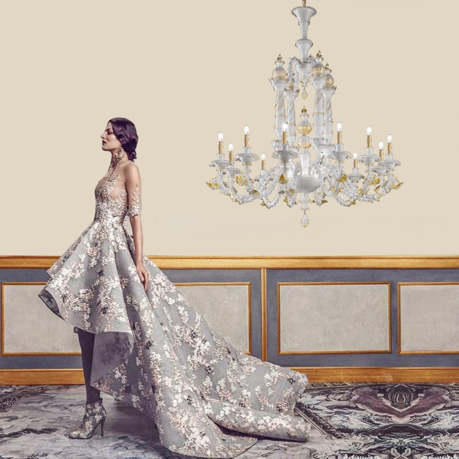 Eccezionale e ricco lampadario a forma di delfino, Murano, Italia in vendita 1