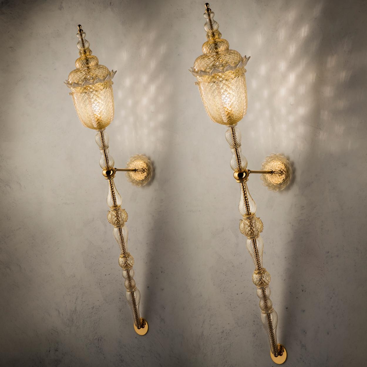 Exceptional and Rich Wall Lights by Signoretto, Murano For Sale 2