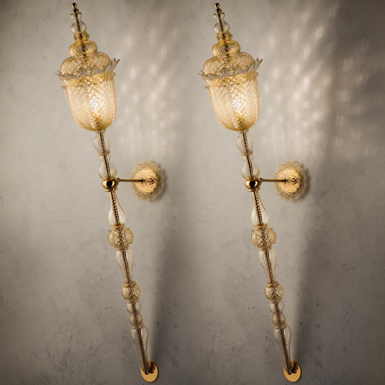Exceptional and Rich Wall Lights by Signoretto, Murano For Sale 1
