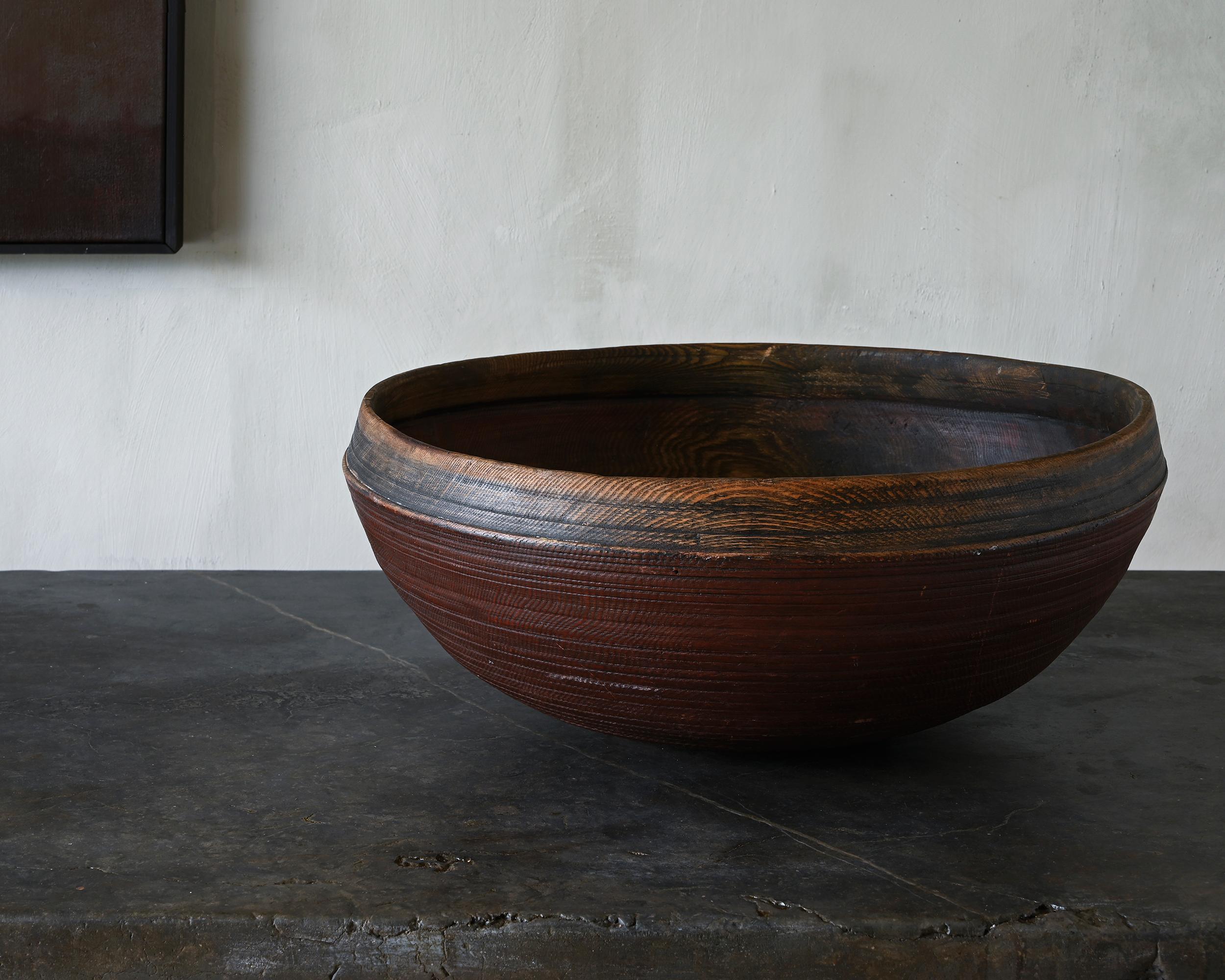 Exceptional and Unusually Large 19th Century Swedish Folk Art Turned Bowl In Good Condition For Sale In Bozeman, MT