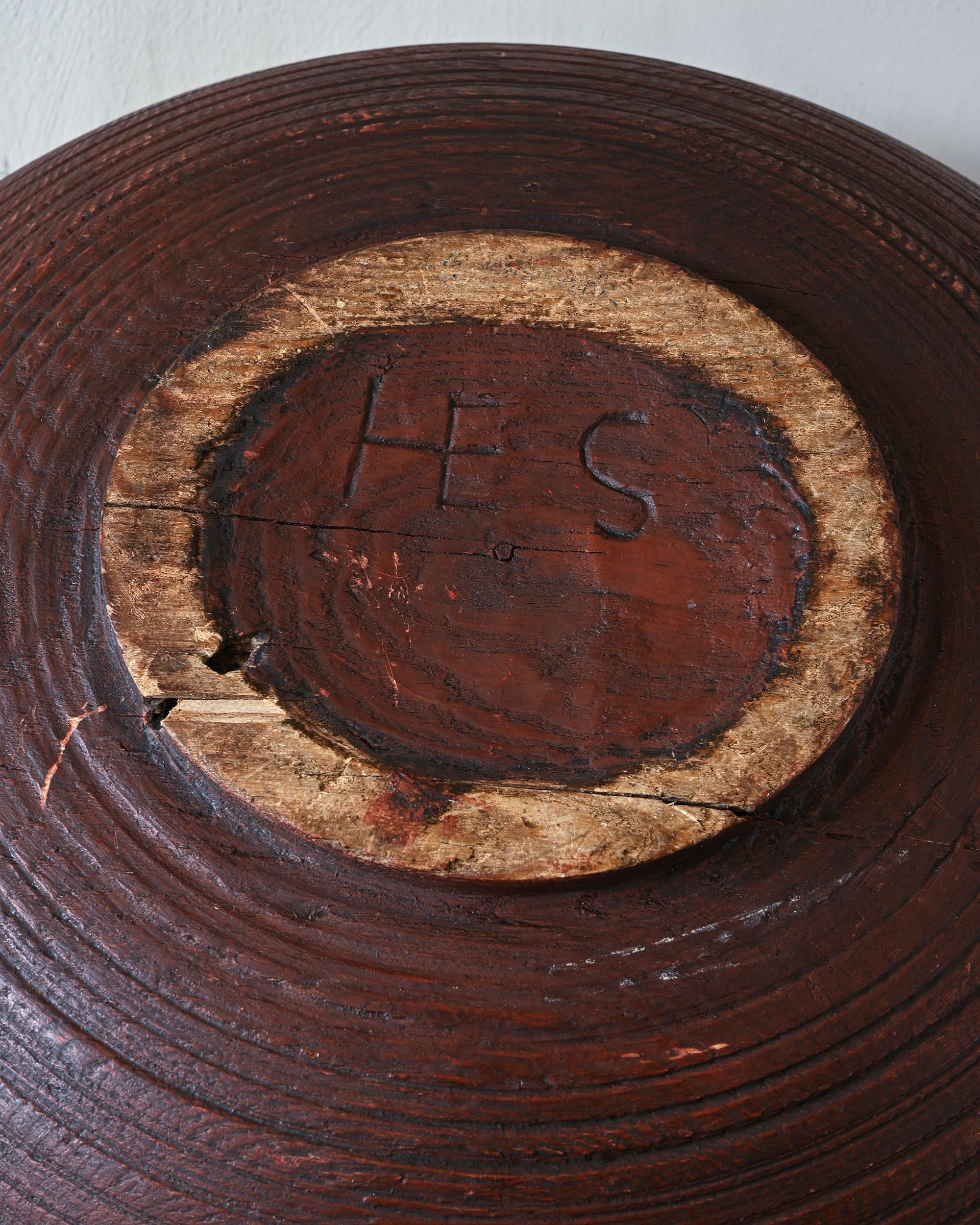 Exceptional and Unusually Large 19th Century Swedish Folk Art Turned Bowl For Sale 2