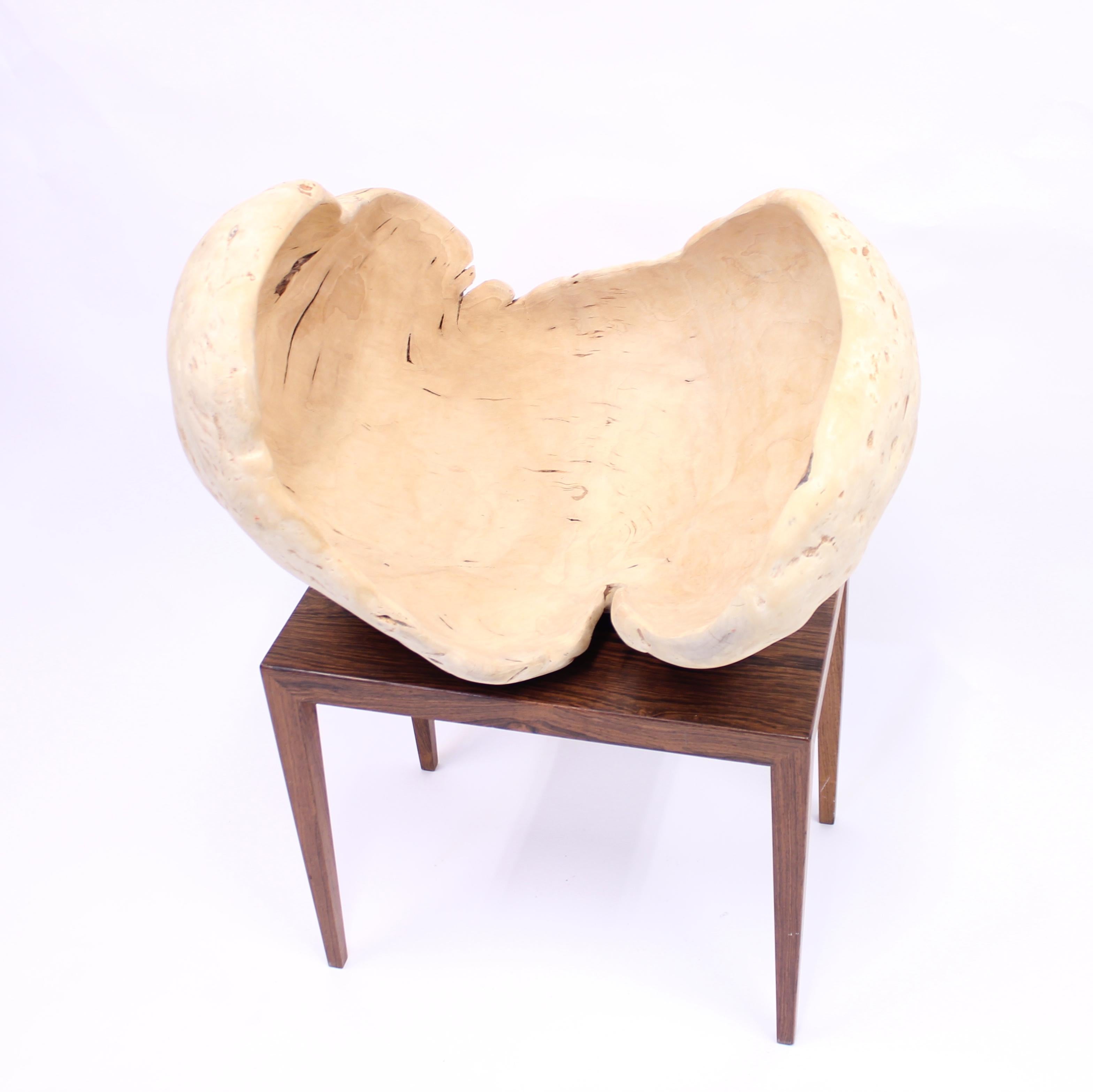 Exceptional and Very Large Swedish Burl Bowl of Birch, 1984 4