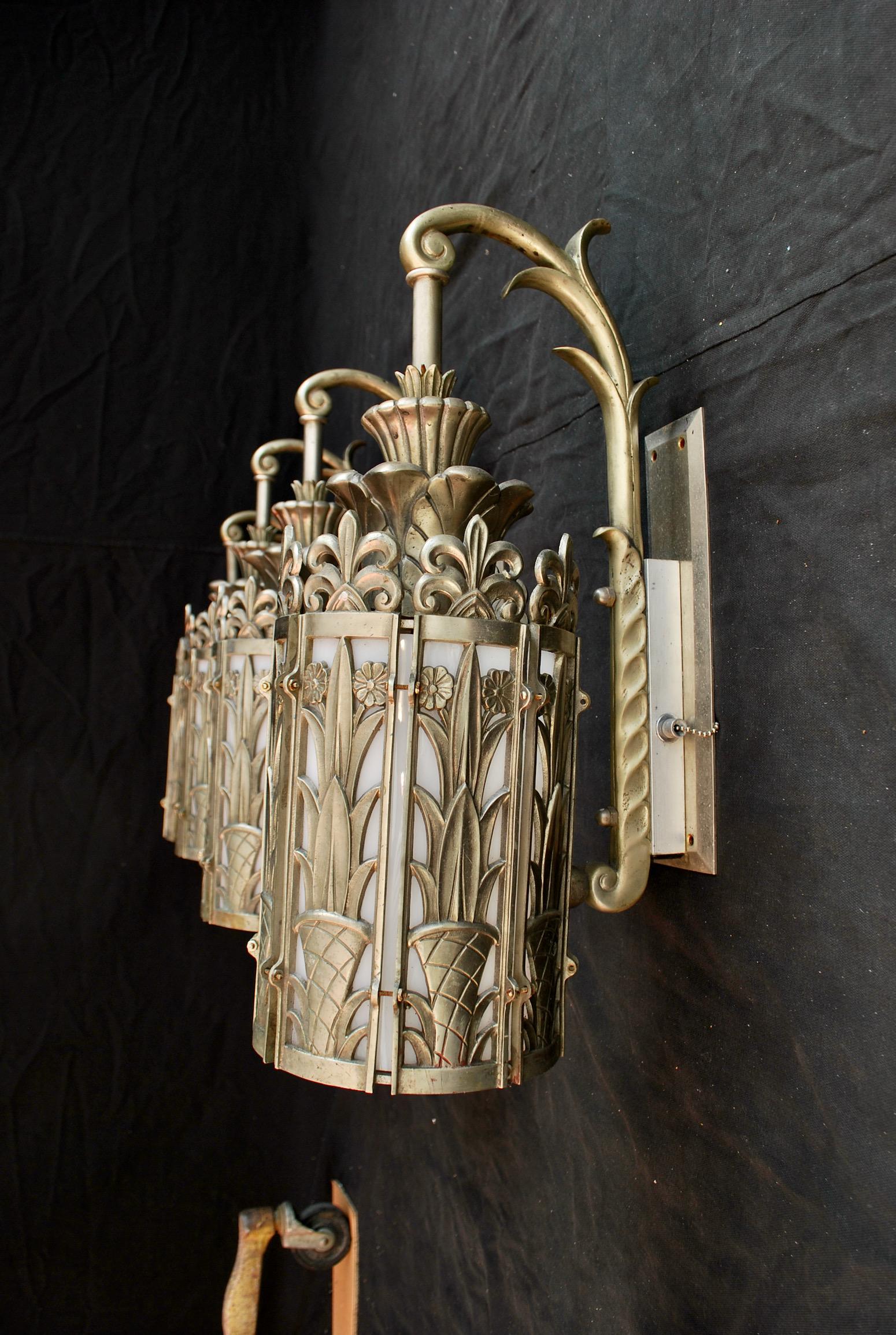 Exceptional and Very Rare Set of Four Large French Art Deco Bronze Sconces For Sale 6
