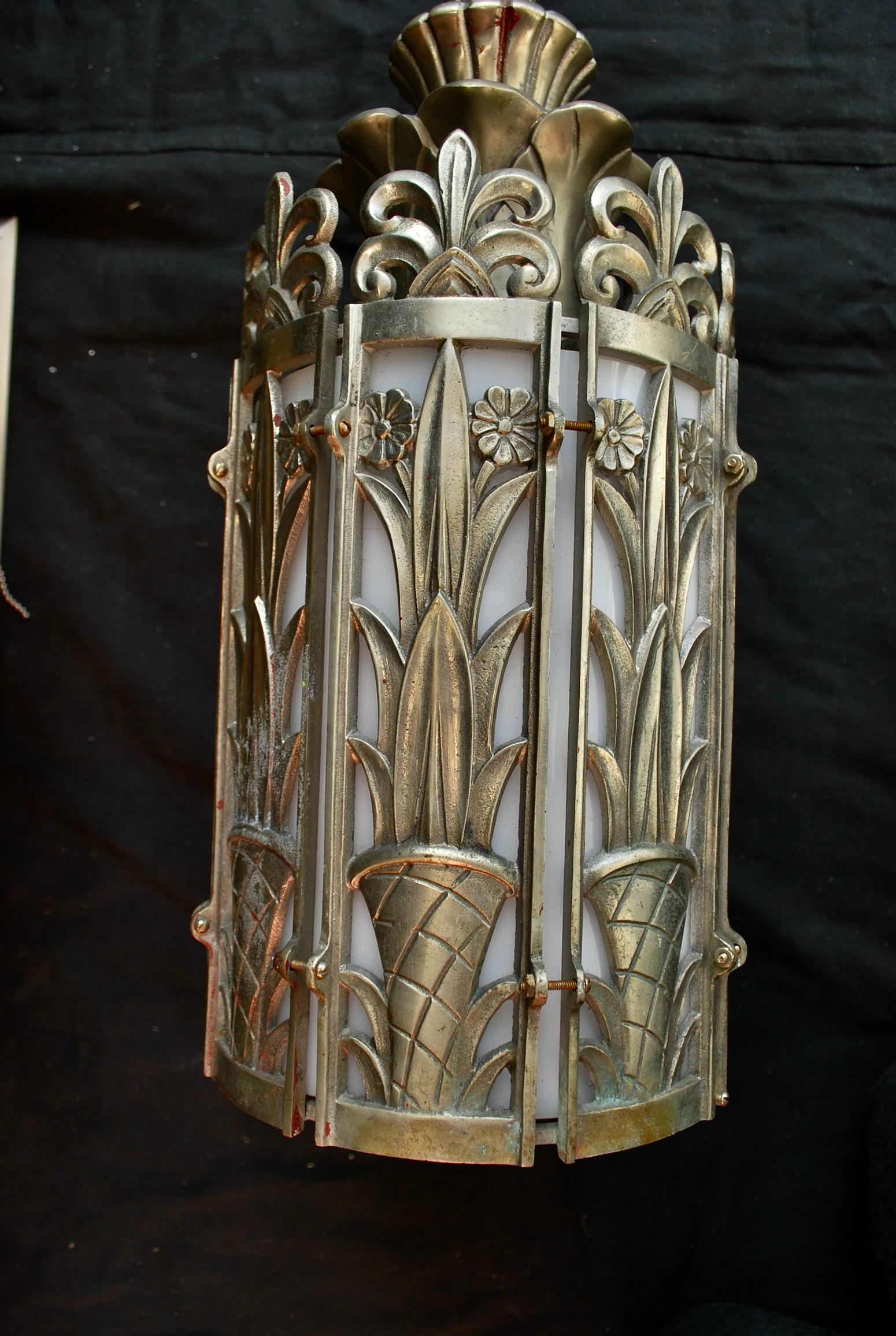 Exceptional and Very Rare Set of Four Large French Art Deco Bronze Sconces For Sale 4