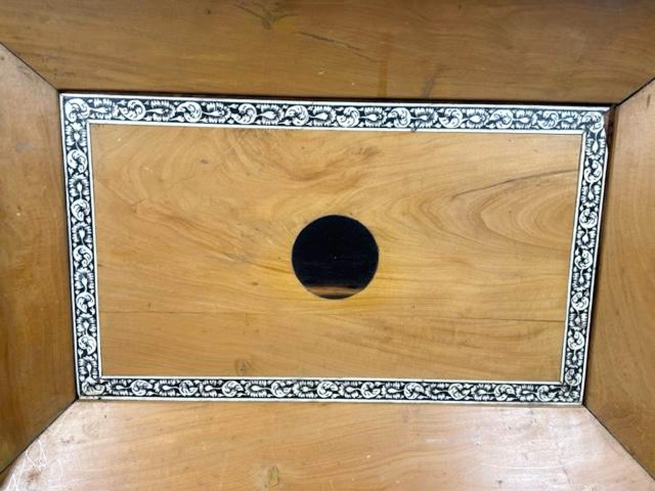 Außergewöhnliche anglo-indische Hirsch Horn furniert Nähen / Arbeit Box aus Vizagapatam im Angebot 9