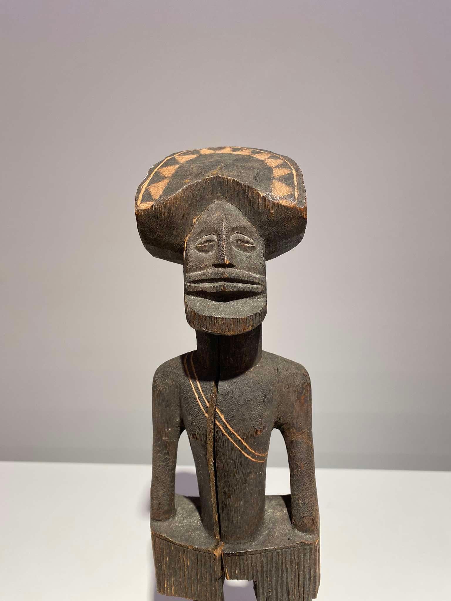 Exceptional Anthropomorphic Statue Tshokwe Chokwe Tribe Congo 19th Angola For Sale 4