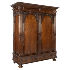 Exceptionnel Cabinet à Portail en chêne ancien 18ème siècle Renaissance hollandaise de l'âge d'or