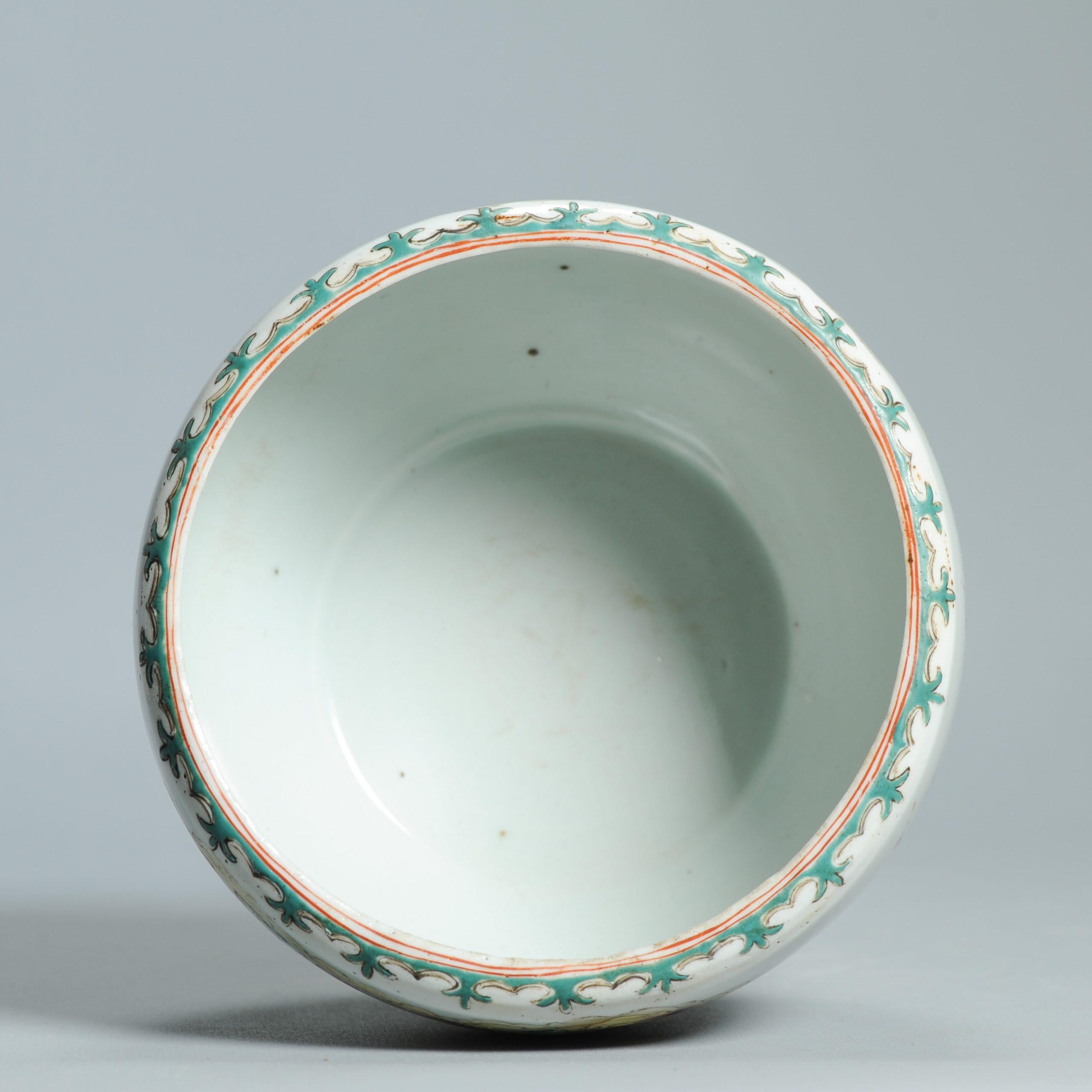 Exceptional Antique 19/20th c Cachepot Chinese Porcelain with Kutani figures For Sale 8