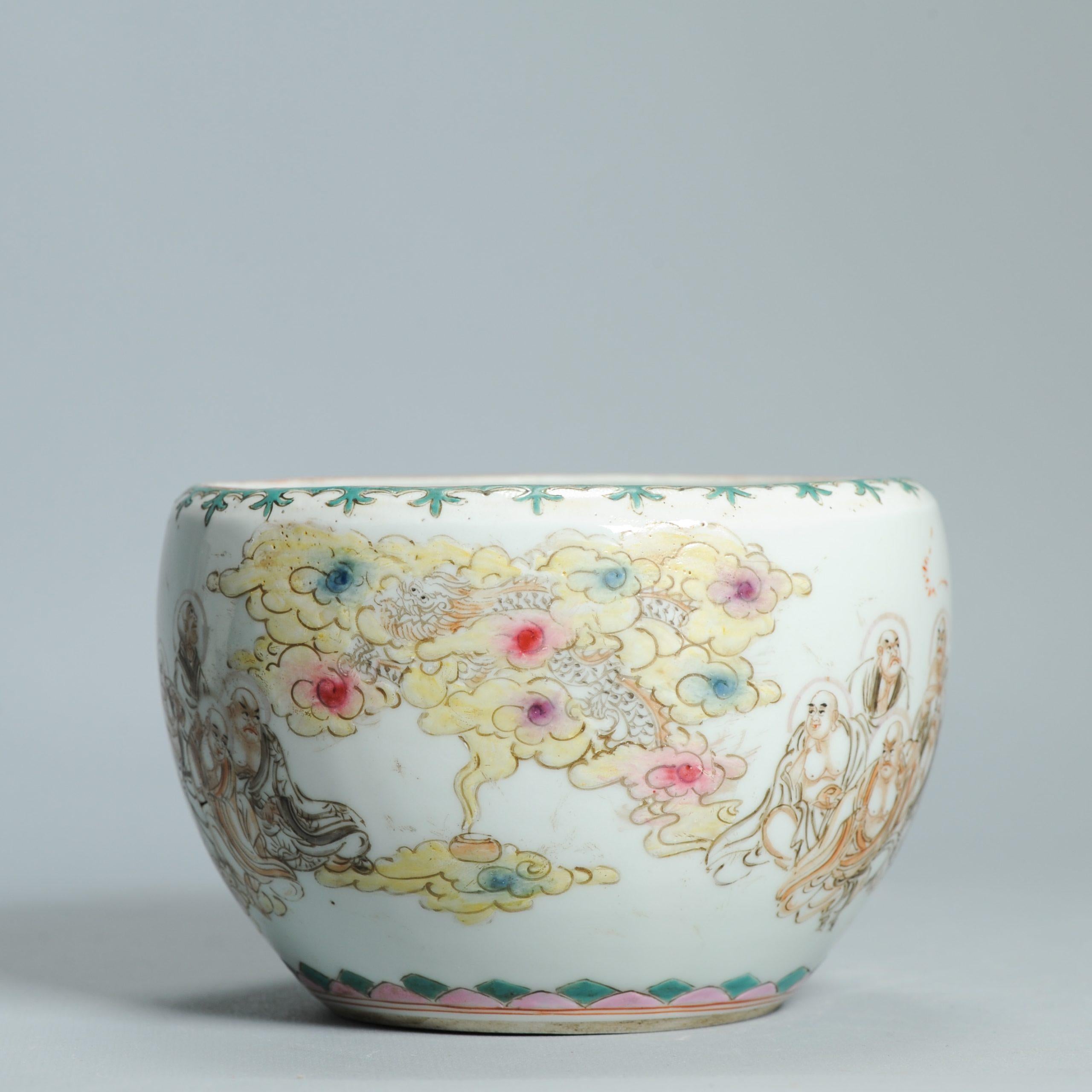 Exceptional Antique 19/20th c Cachepot Chinese Porcelain with Kutani figures For Sale 11