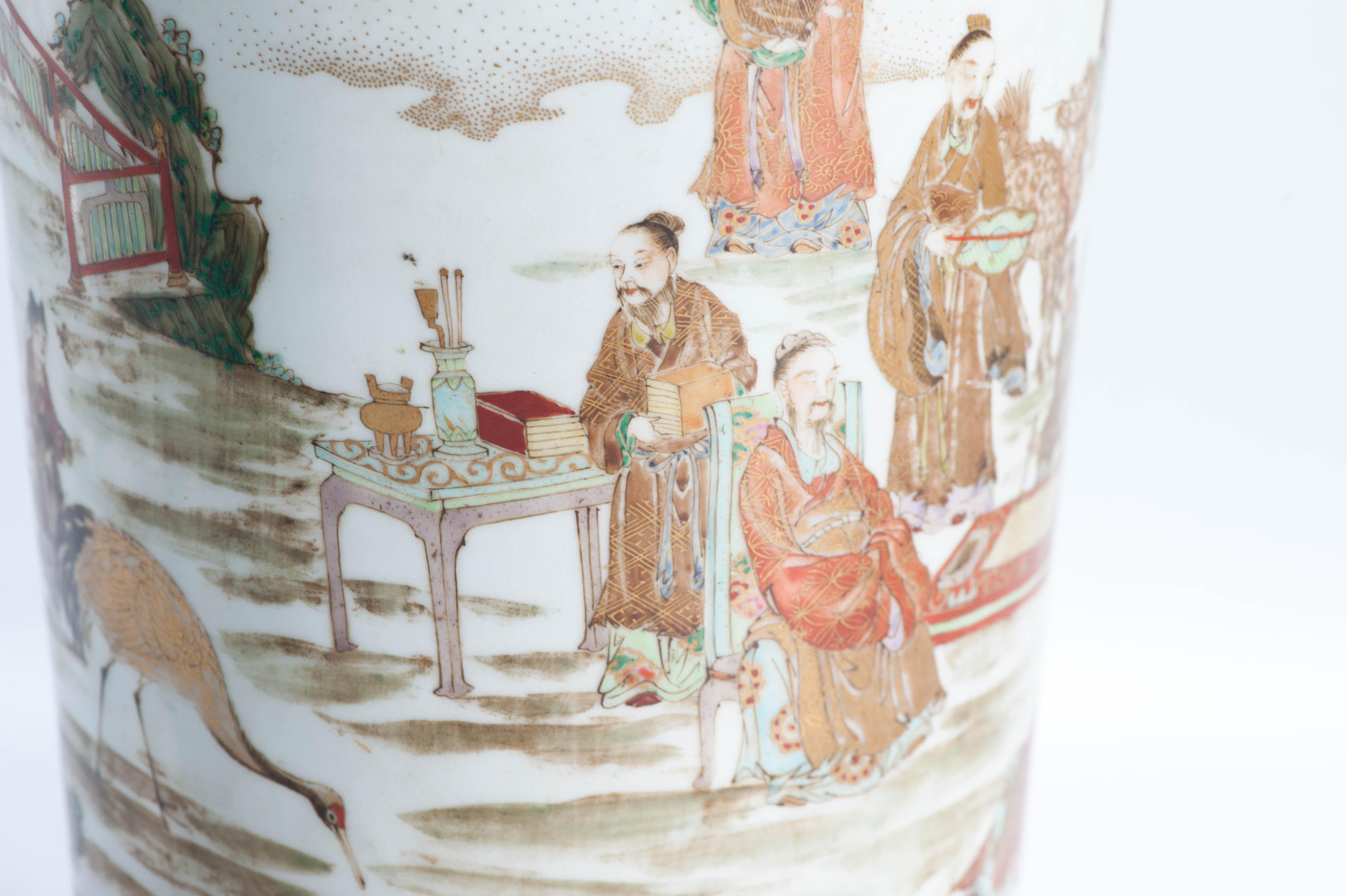 Eccezionale vaso antico in porcellana giapponese o cinese del 19° secolo con figure in vendita 11