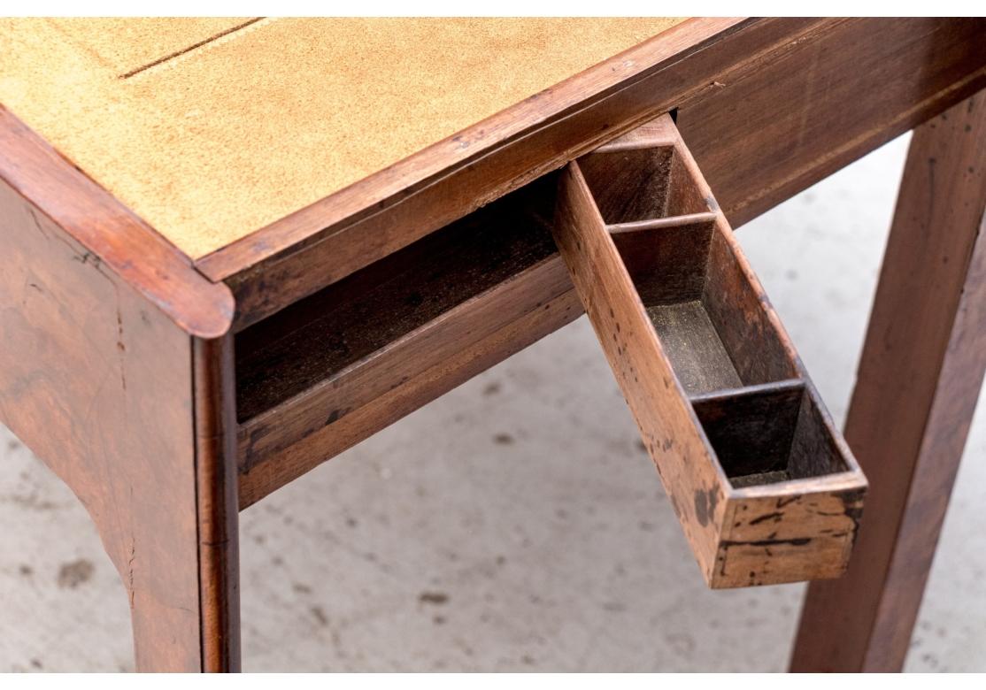 Außergewöhnliche Antike Anglo-Chinesische Padouk Holz Metamorphic Architekten Tabelle im Angebot 9