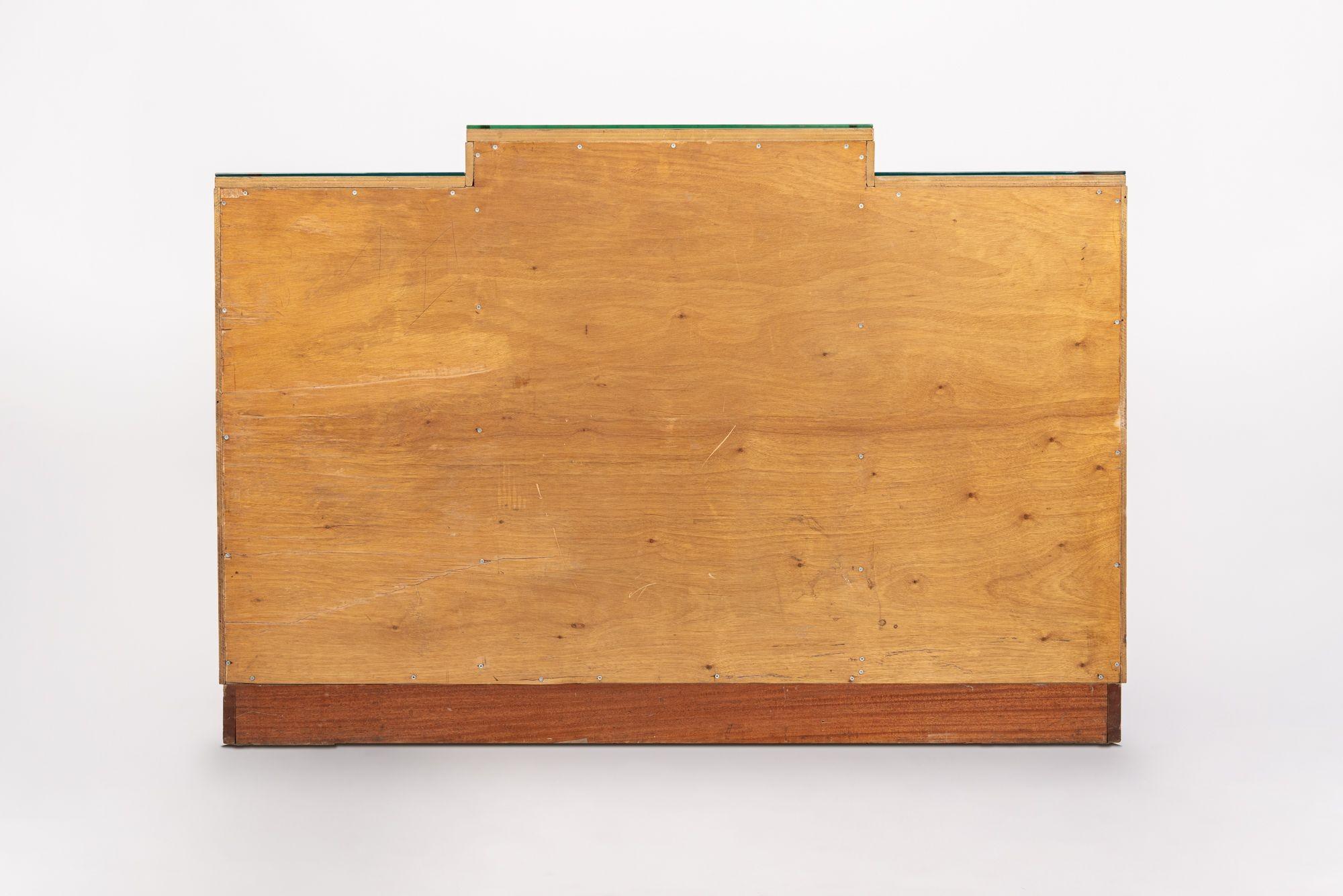 Außergewöhnlicher antiker Art-Déco-Barschrank oder Sideboard aus Ahornholz, 1930er Jahre im Angebot 5