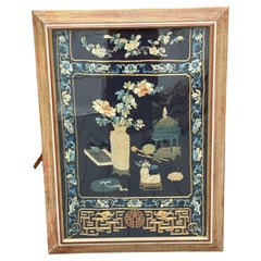 Exceptionnelle couverture de table chinoise ancienne en soie de la période Qing 100 objets sujet