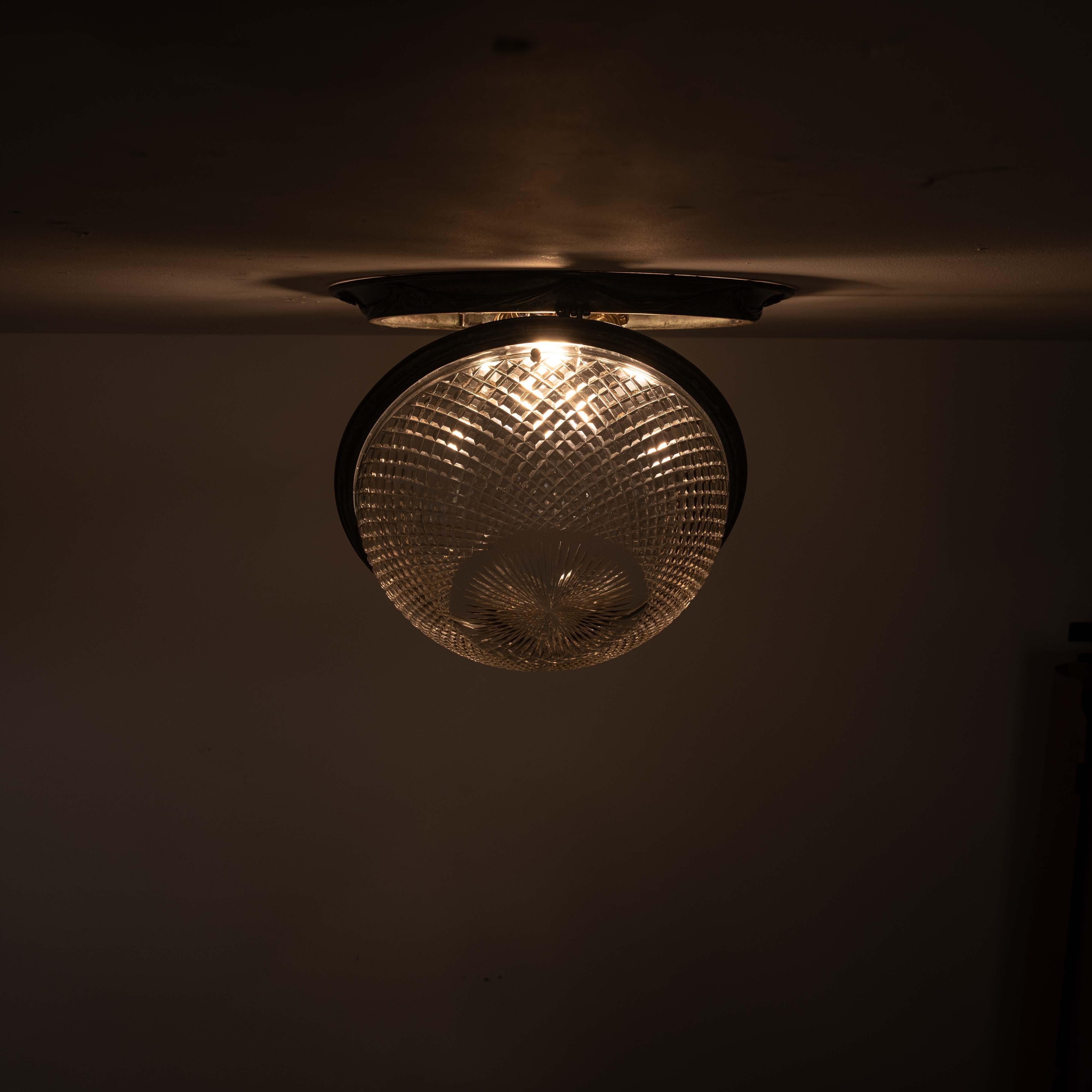 Eccezionale plafoniera a filo in cristallo antico e ottone decorativo in vendita 6