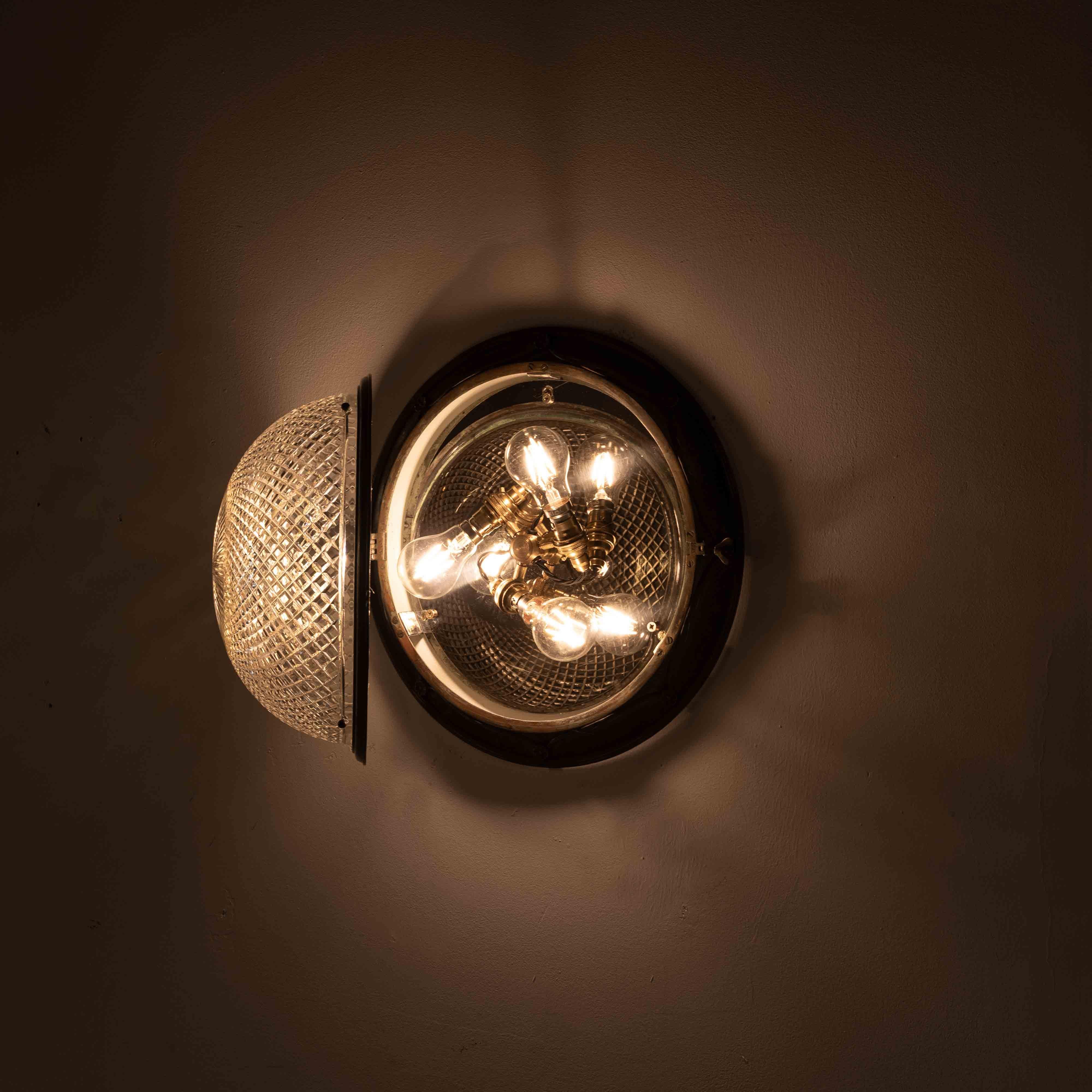 Eccezionale plafoniera a filo in cristallo antico e ottone decorativo in vendita 7