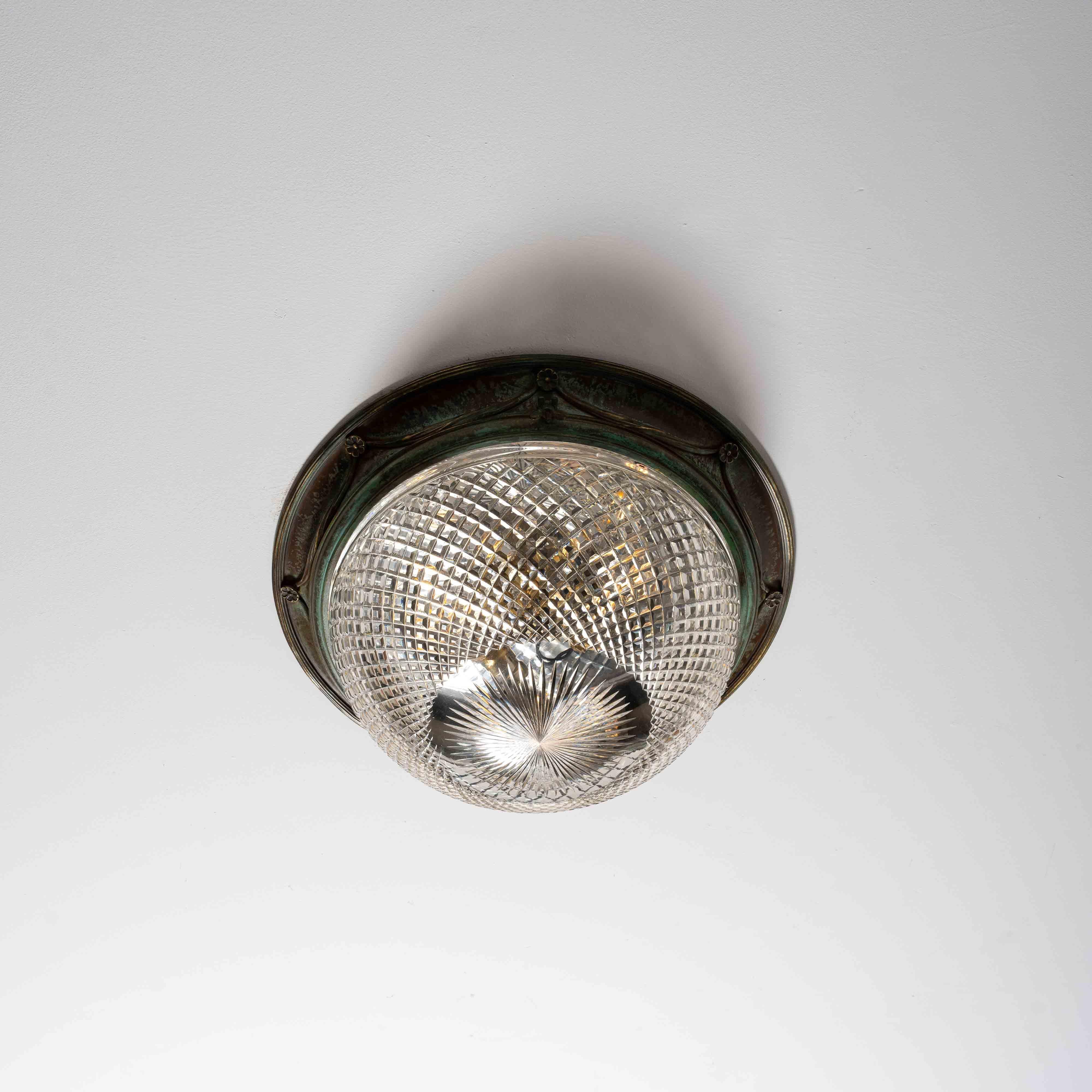 Eccezionale plafoniera a filo in cristallo antico e ottone decorativo in vendita 1