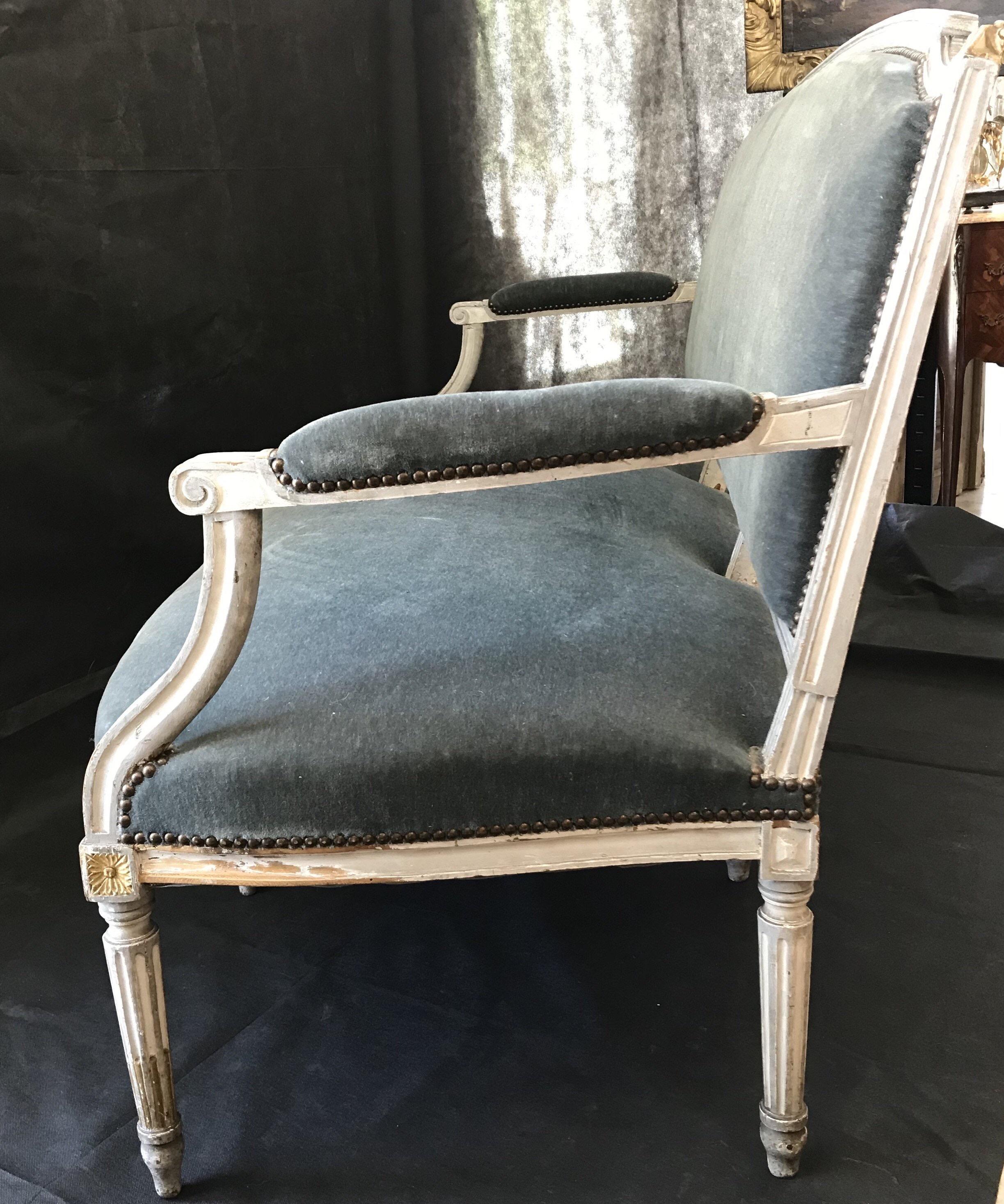 Exceptional Antique French Louis XVI Sofa Settee with Original Mohair In Excellent Condition In Hopewell, NJ
