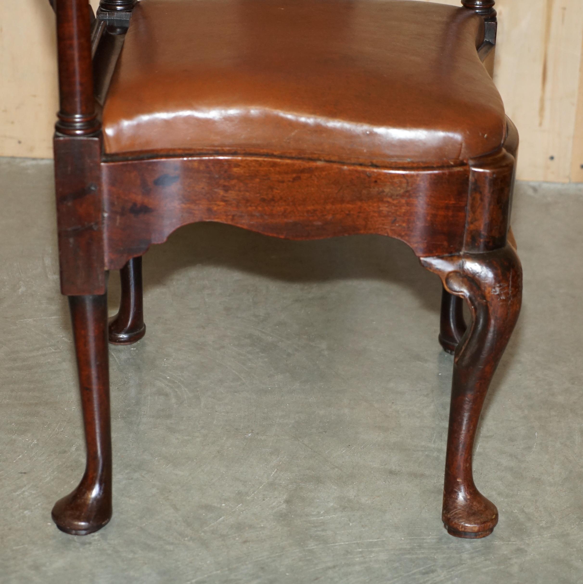 ECCEZIONALE POLTRONA D'ANGOLO DI GEORGE I CIRCA 1710-1720 AMERICANA IN LEGNO DI HARWOOD in vendita 6